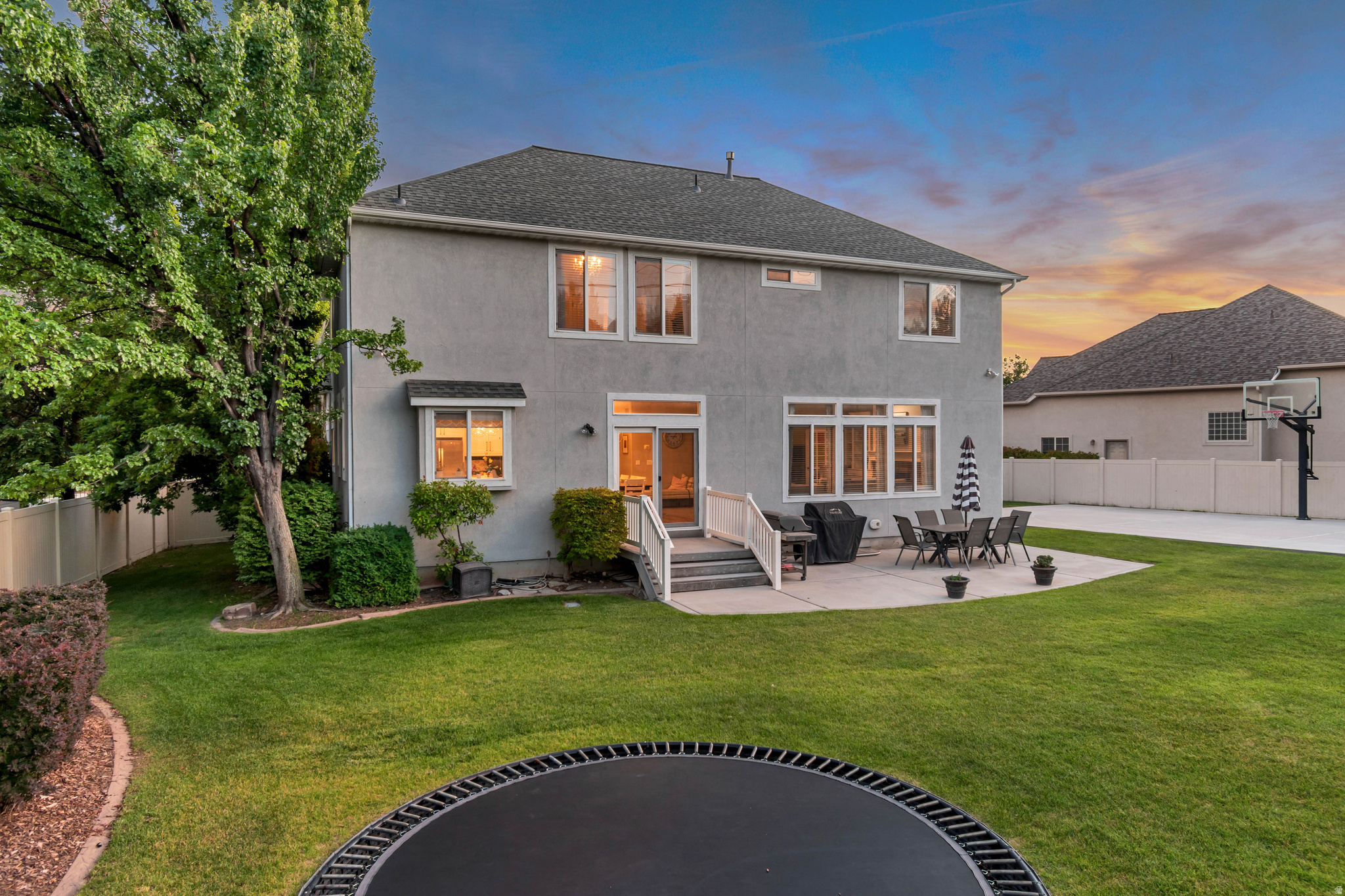THE ESTATES AT BURR ORCHARDS - Residential