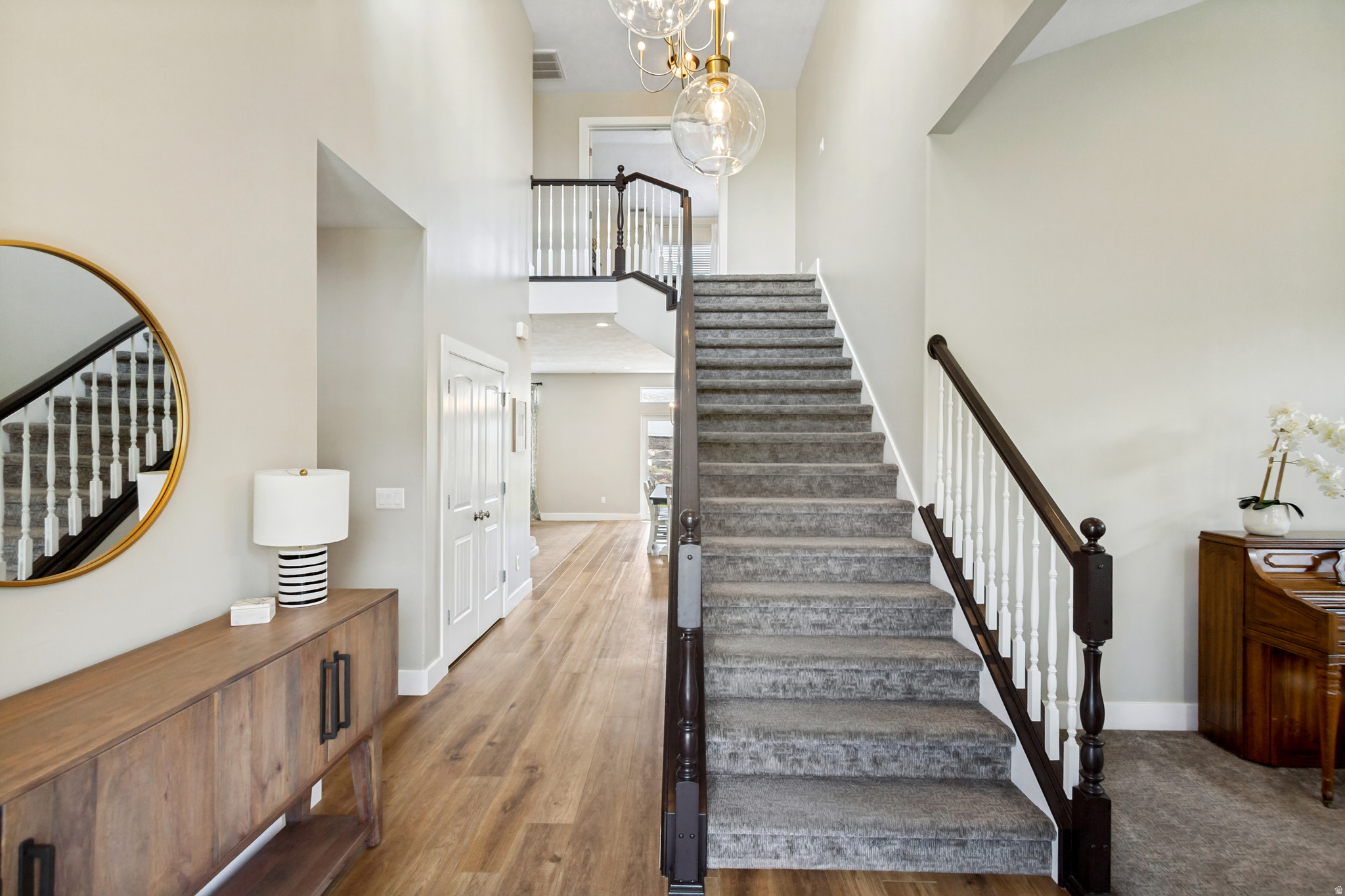 THE ESTATES AT BURR ORCHARDS - Residential