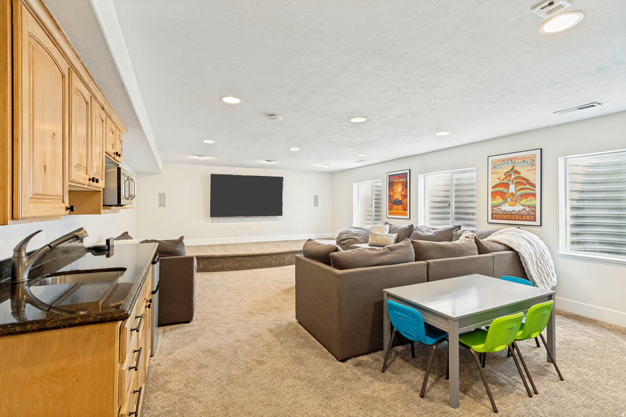 THE ESTATES AT BURR ORCHARDS - Residential