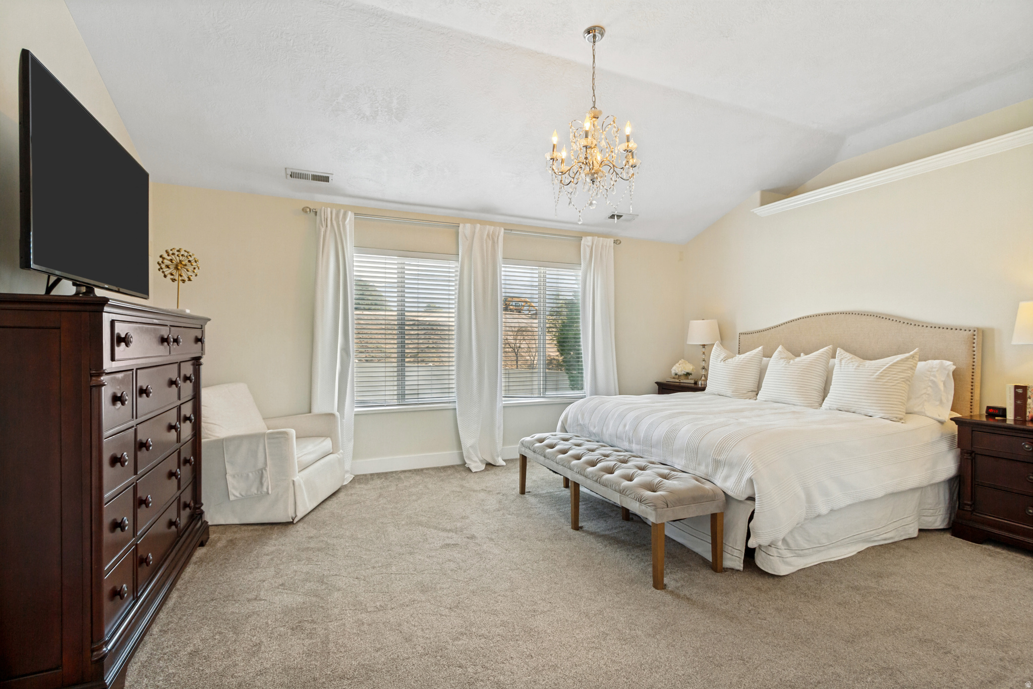 THE ESTATES AT BURR ORCHARDS - Residential