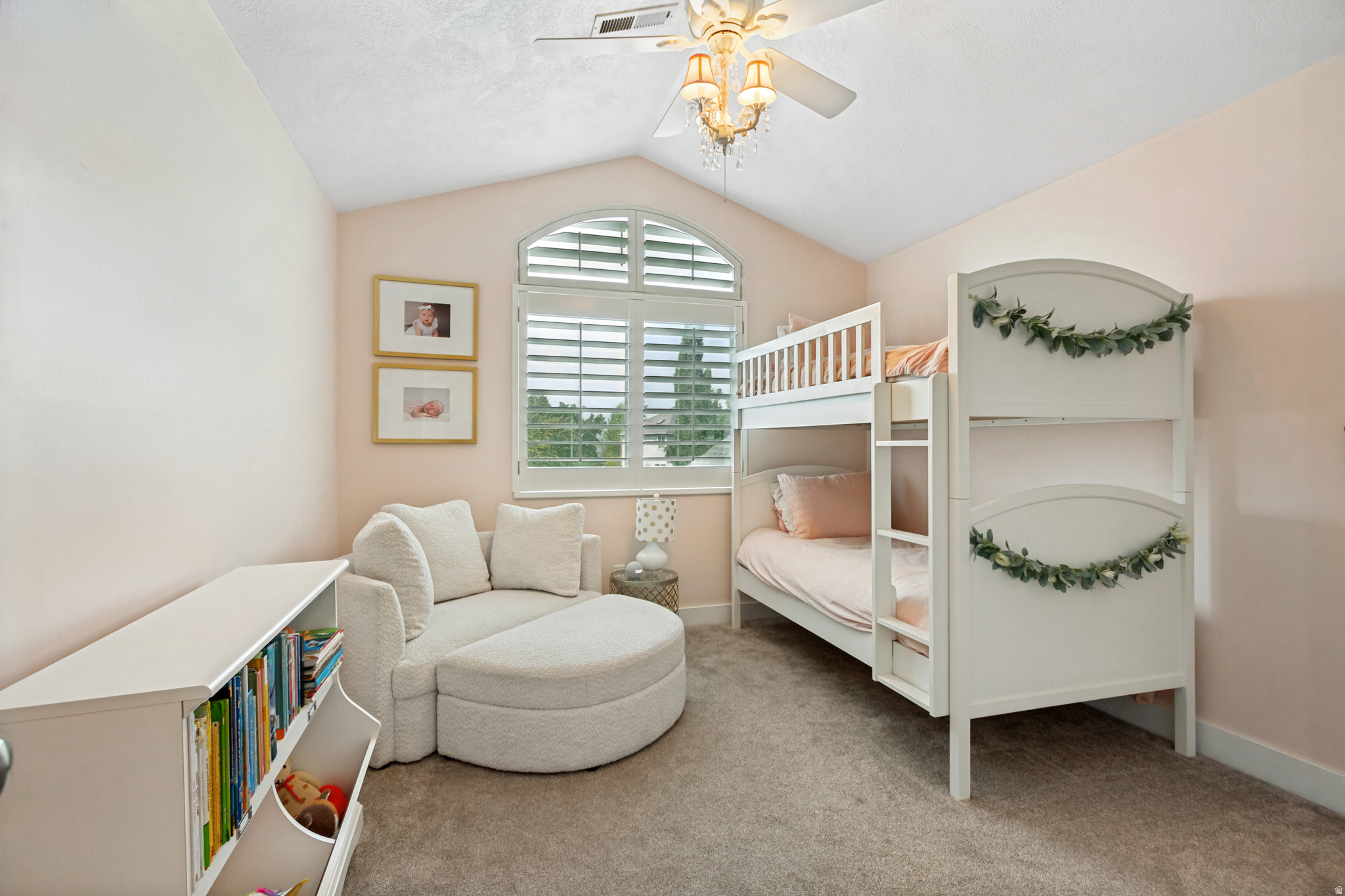 THE ESTATES AT BURR ORCHARDS - Residential