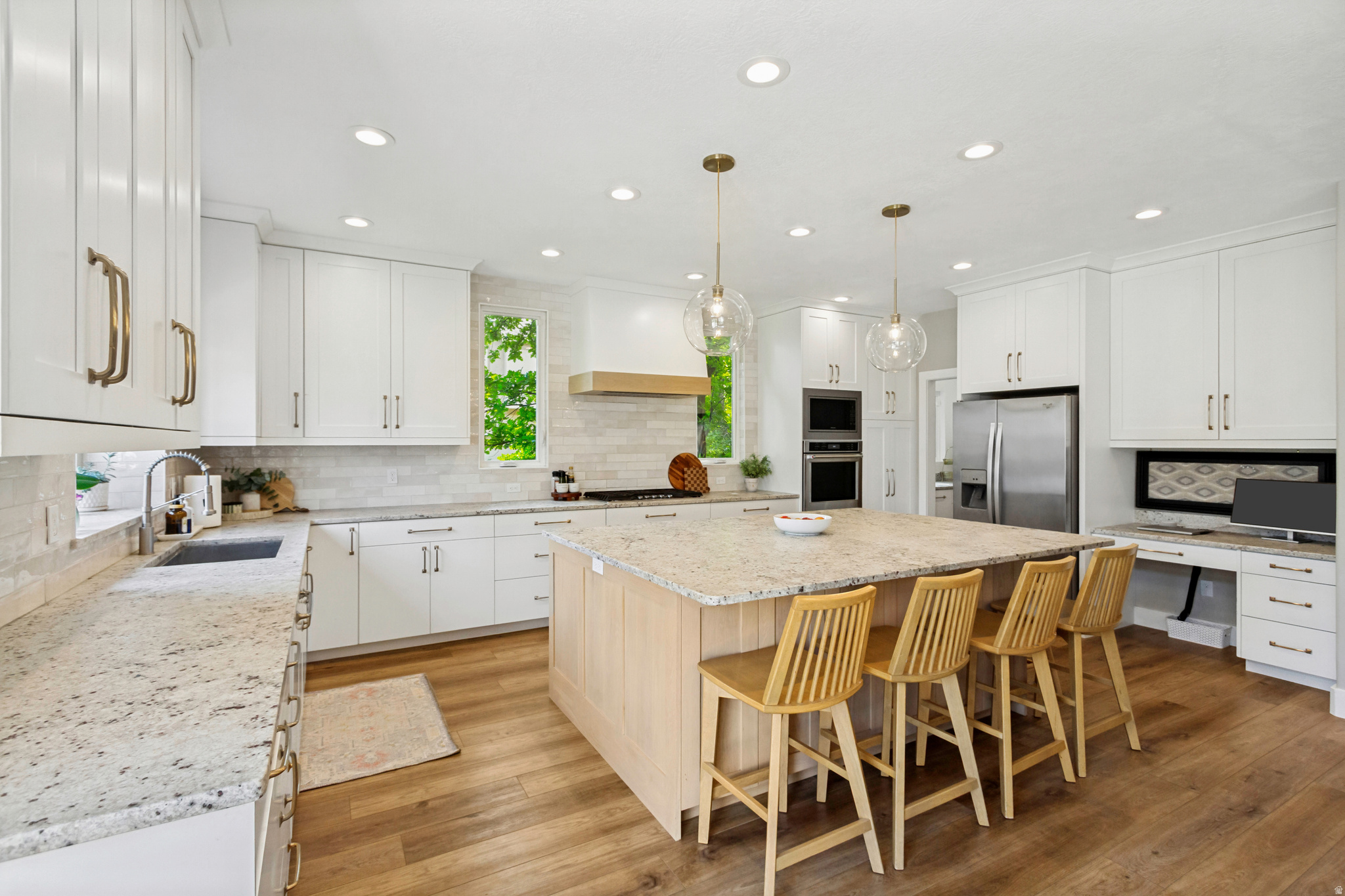 THE ESTATES AT BURR ORCHARDS - Residential