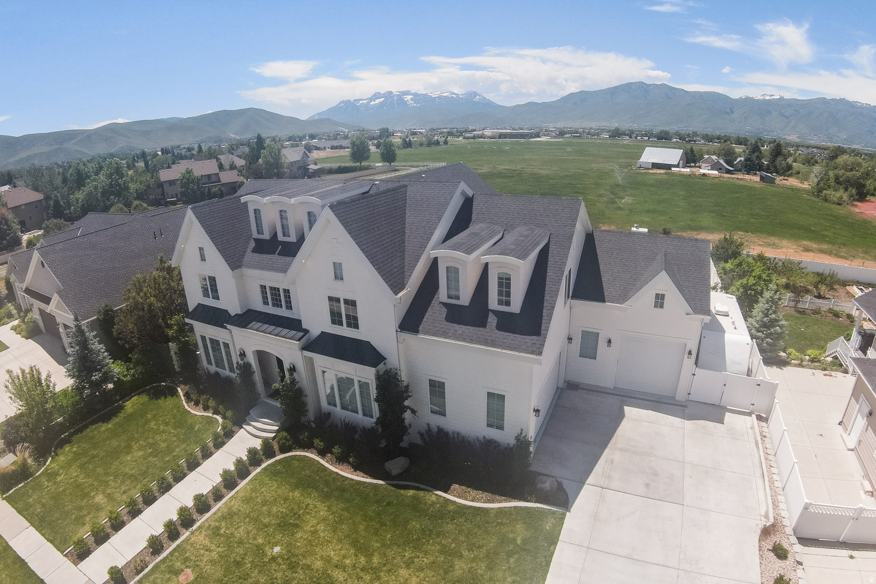 WOODS @ COBBLESTONE - Residential Lease