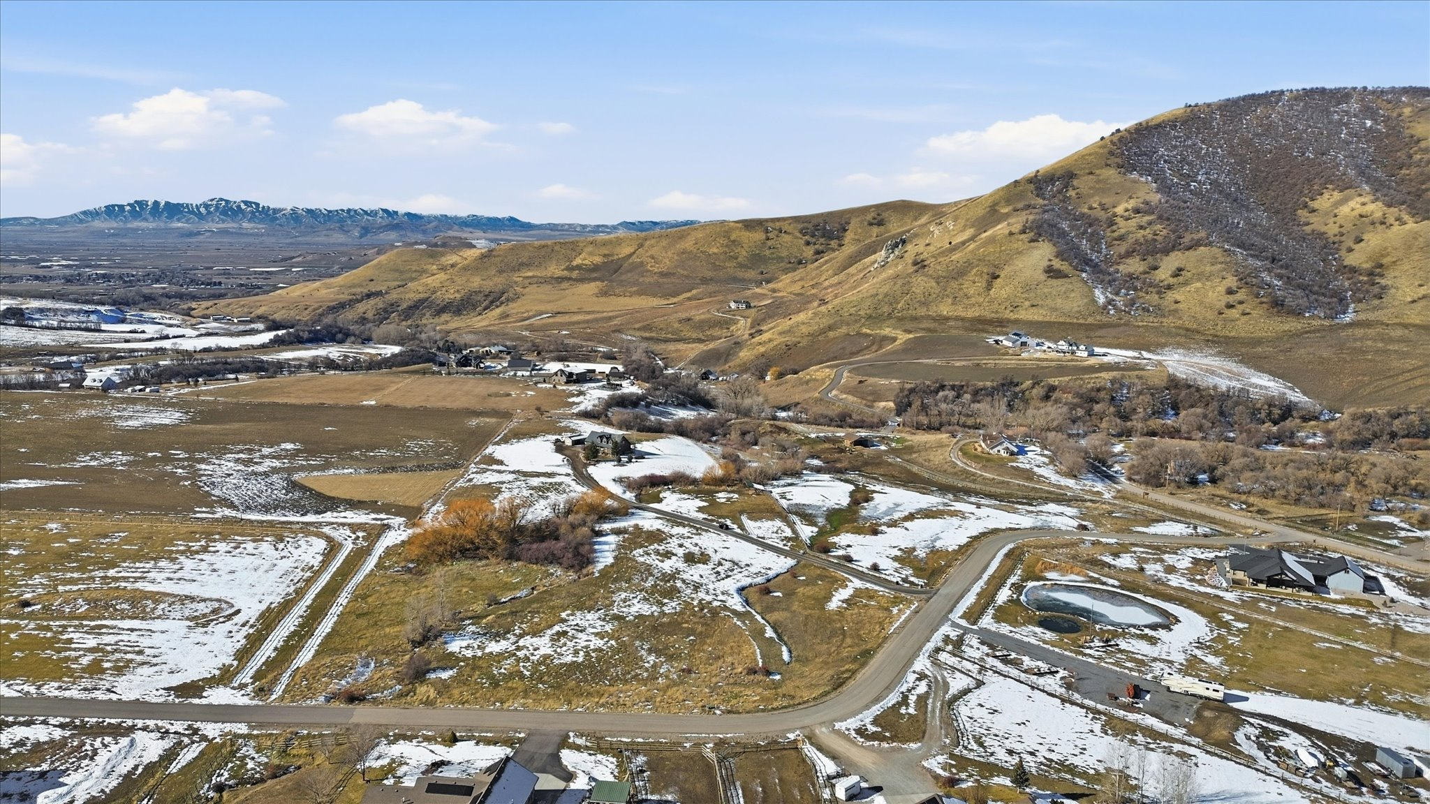 MAPLE CREEK - Land