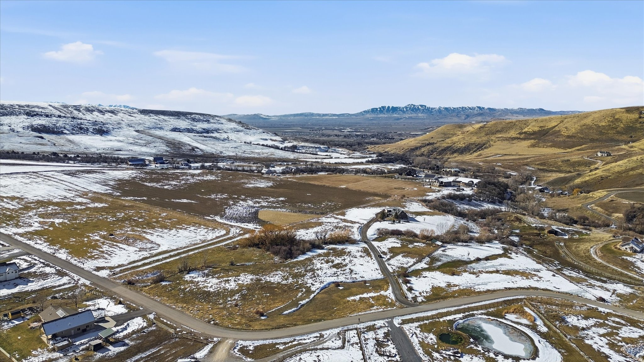 MAPLE CREEK - Land