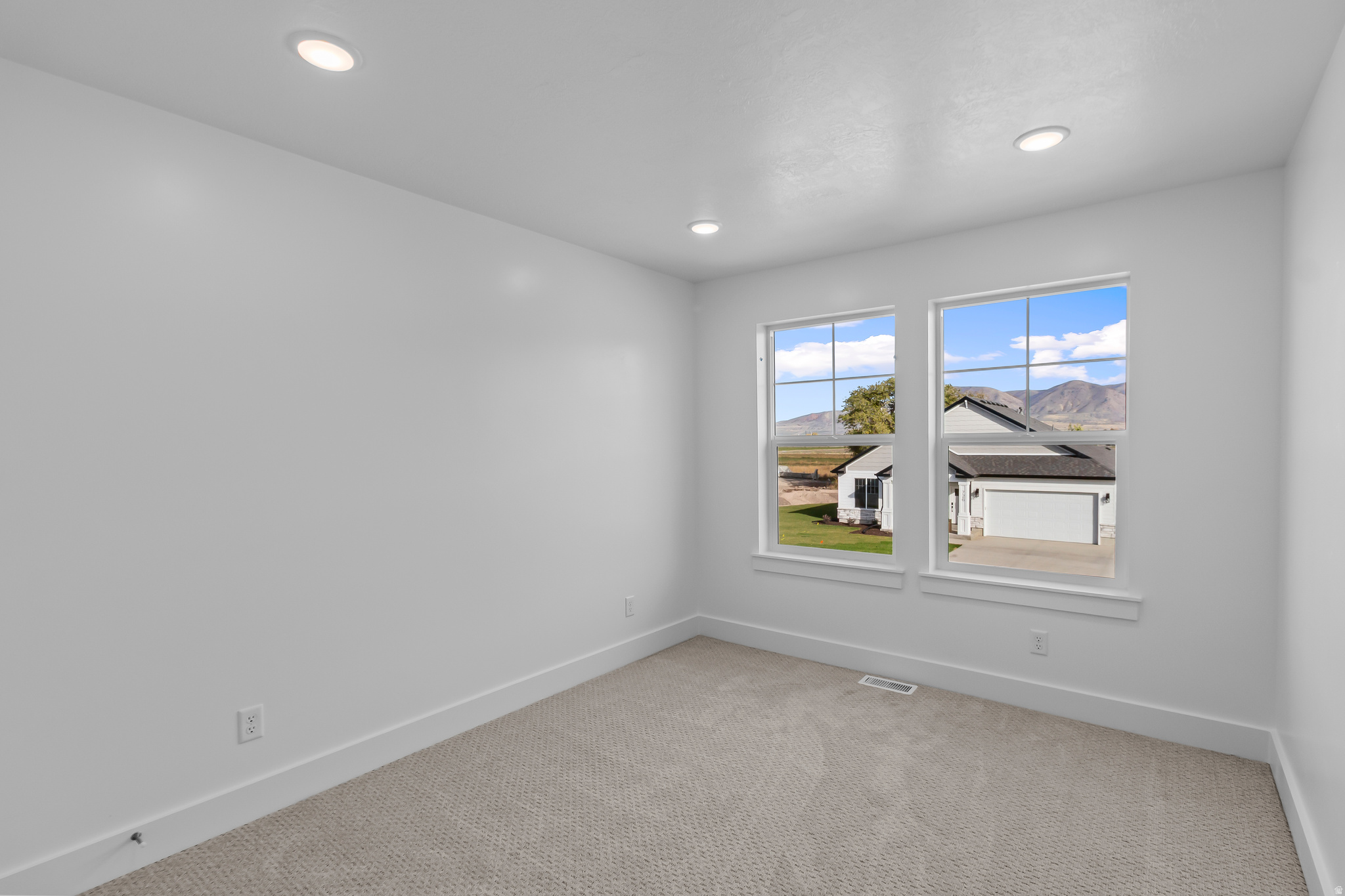 RIDGELINE PARK - Residential