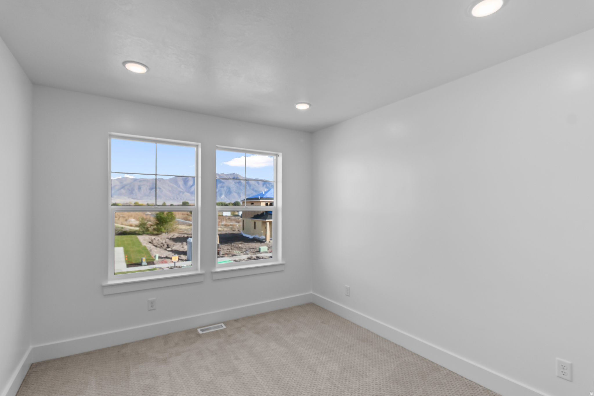 RIDGELINE PARK - Residential