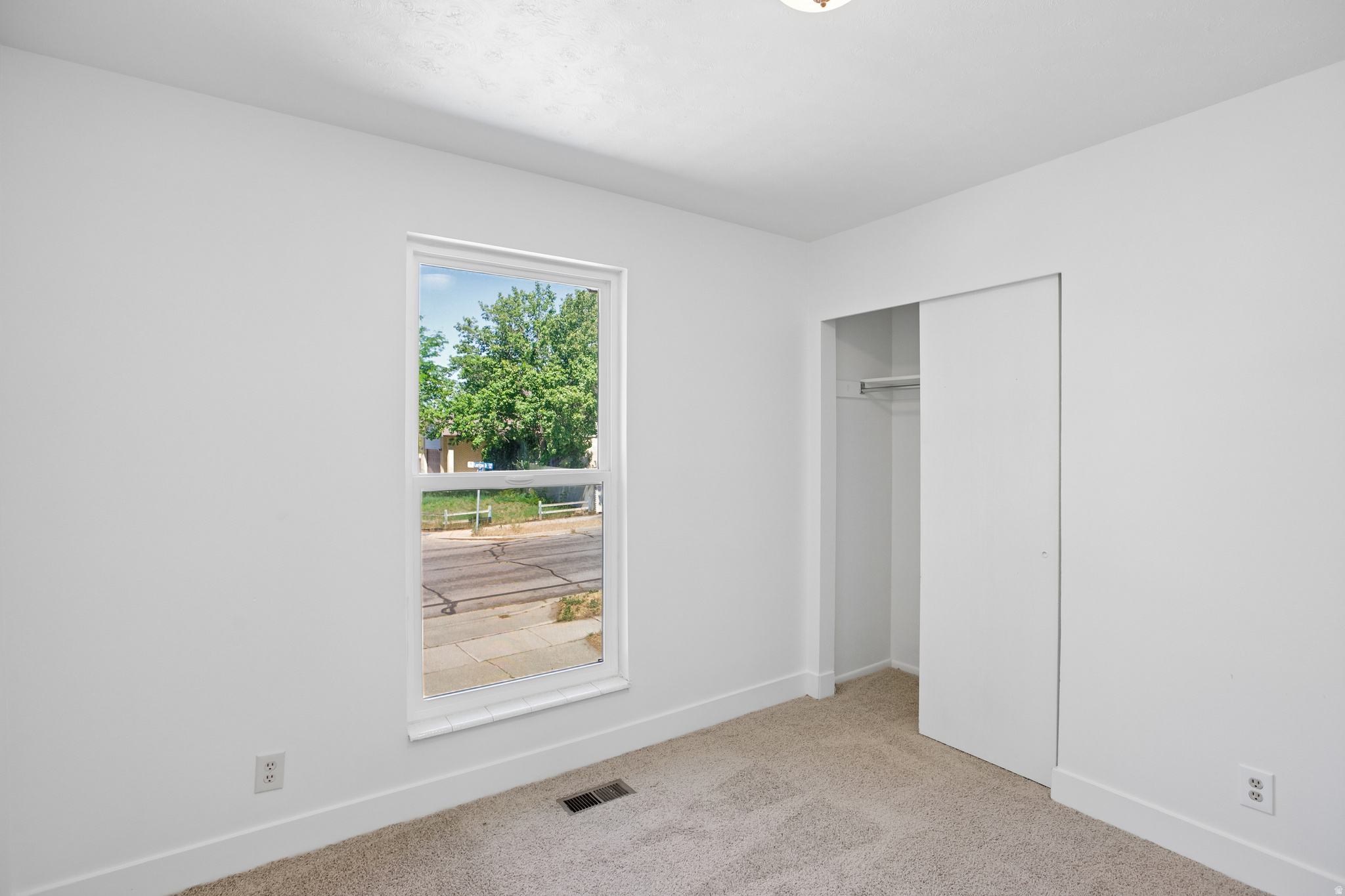 SUMMER WOOD - Residential