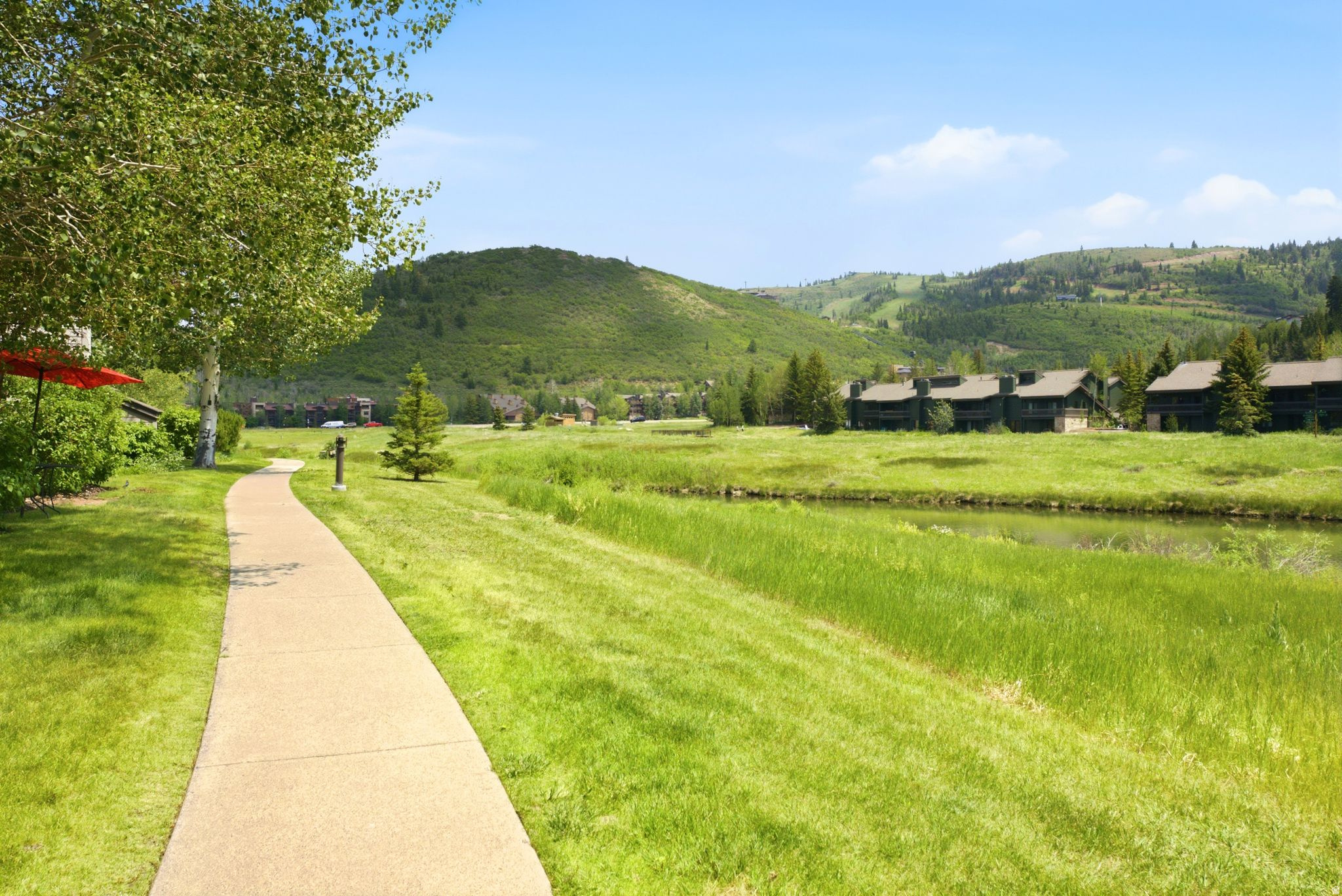FAWNGROVE CONDOMINIUM - Residential