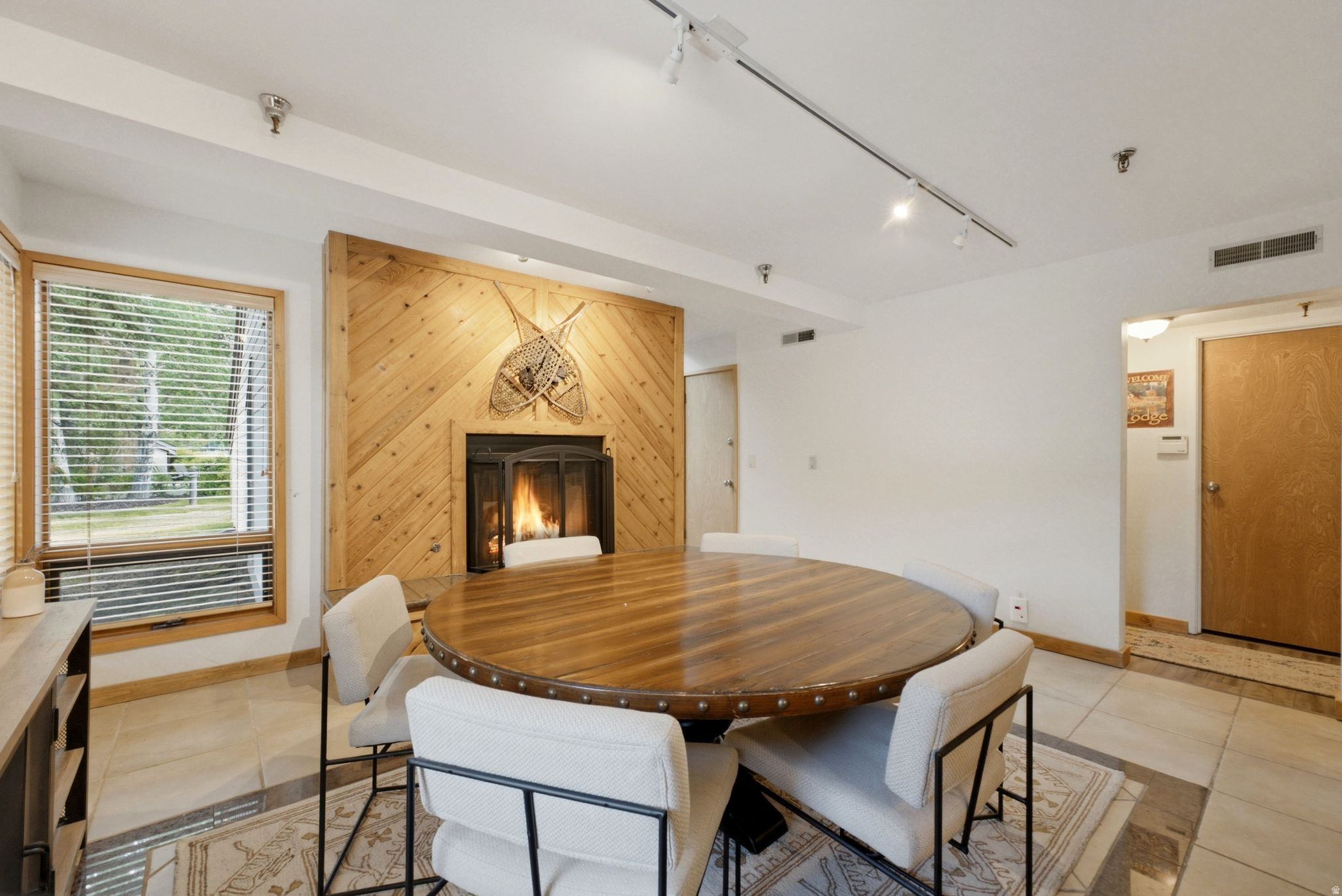 FAWNGROVE CONDOMINIUM - Residential