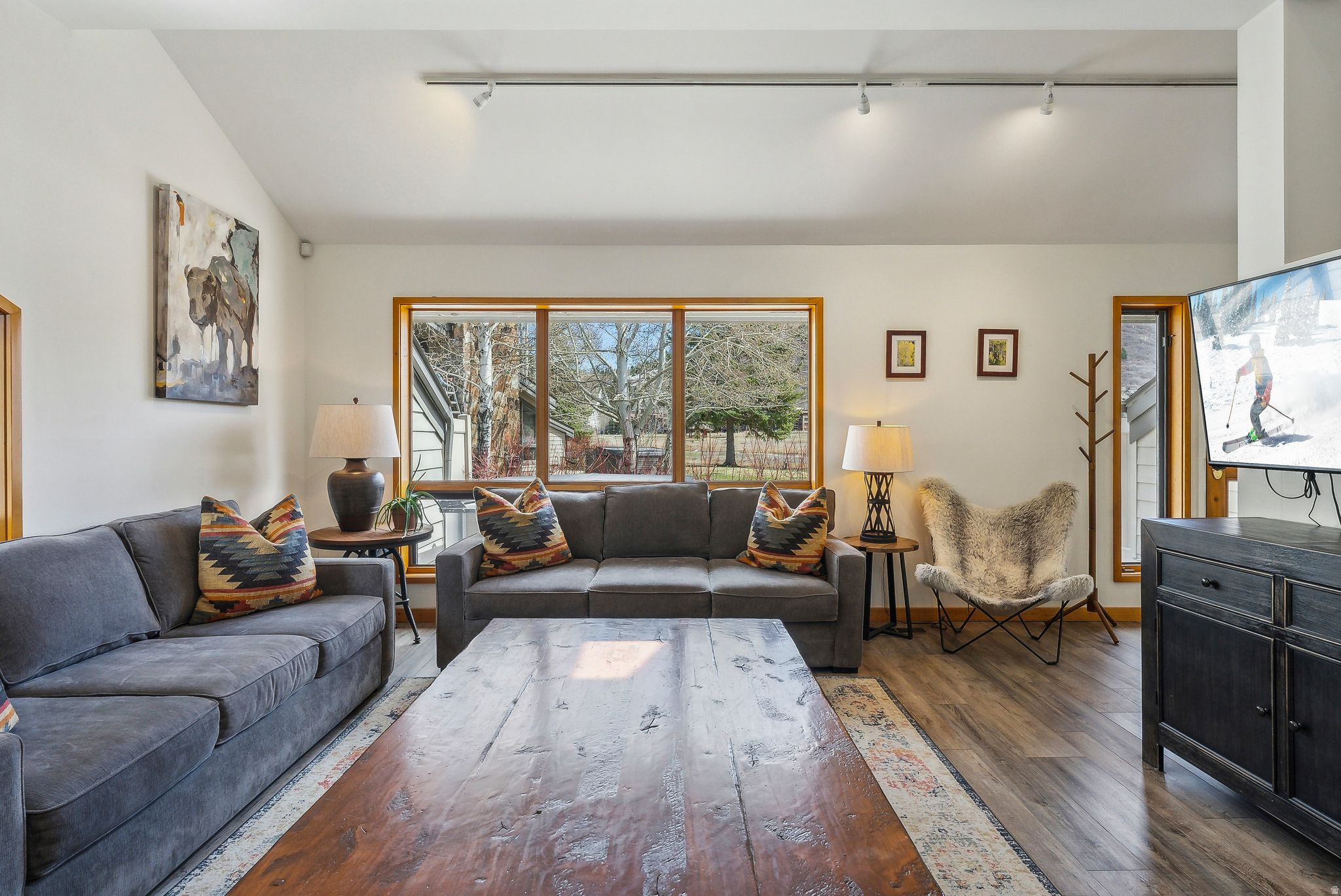 FAWNGROVE CONDOMINIUM - Residential