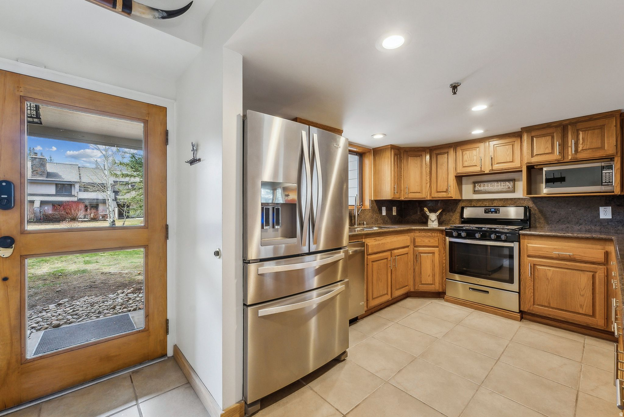 FAWNGROVE CONDOMINIUM - Residential