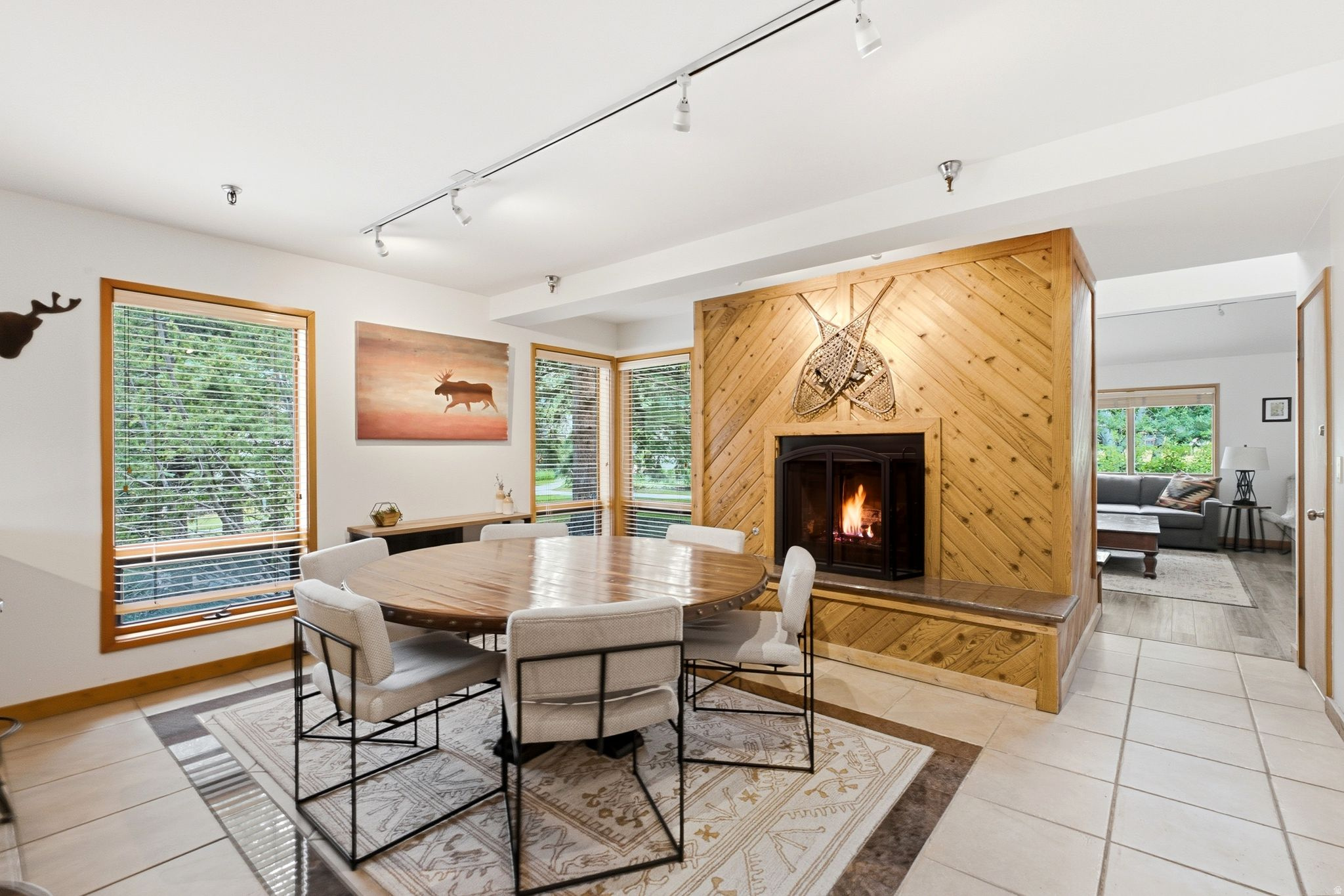 FAWNGROVE CONDOMINIUM - Residential