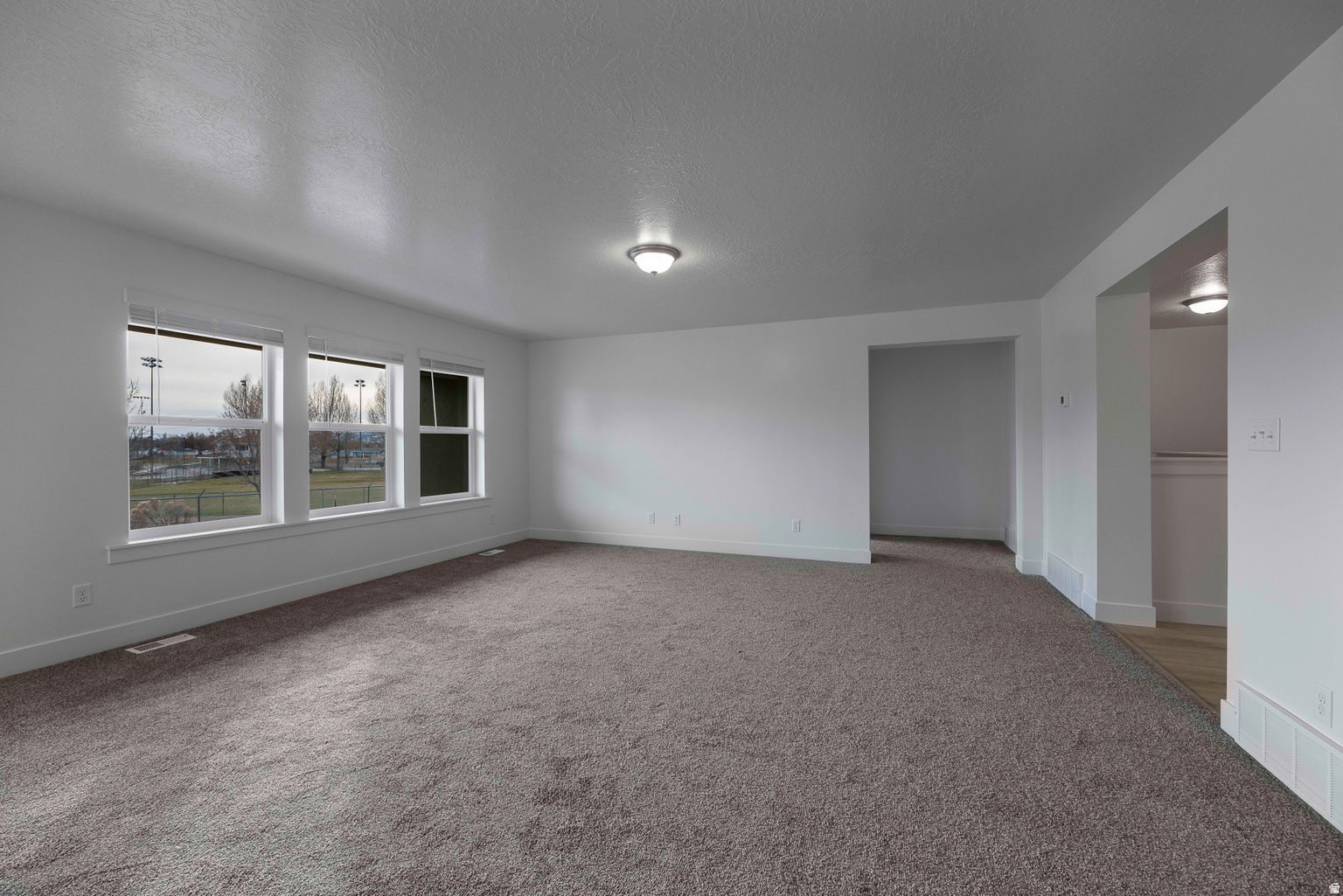 MAPLE MOUNTAIN - Residential