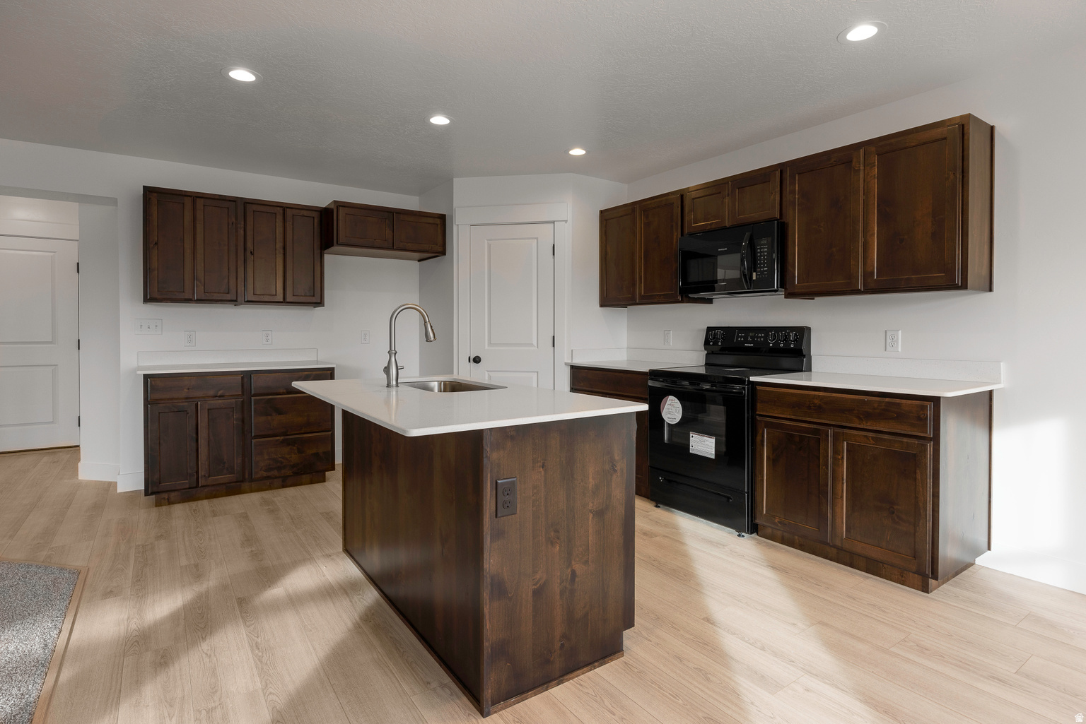 MAPLE MOUNTAIN - Residential