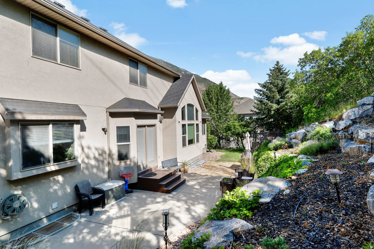 JUNIPER HEIGHTS - Residential