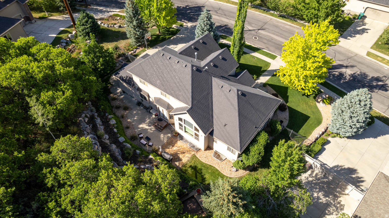 JUNIPER HEIGHTS - Residential