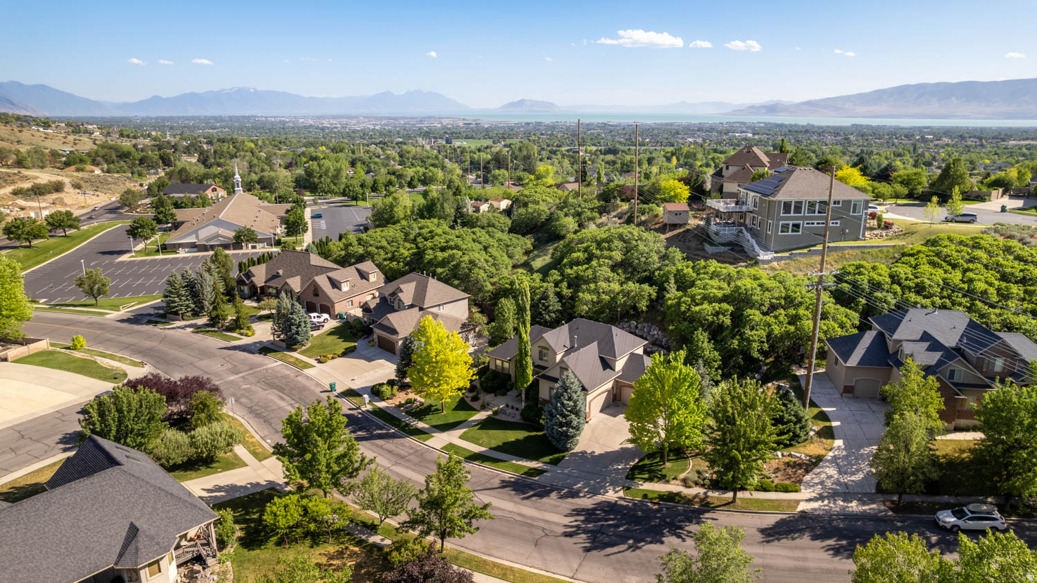 JUNIPER HEIGHTS - Residential