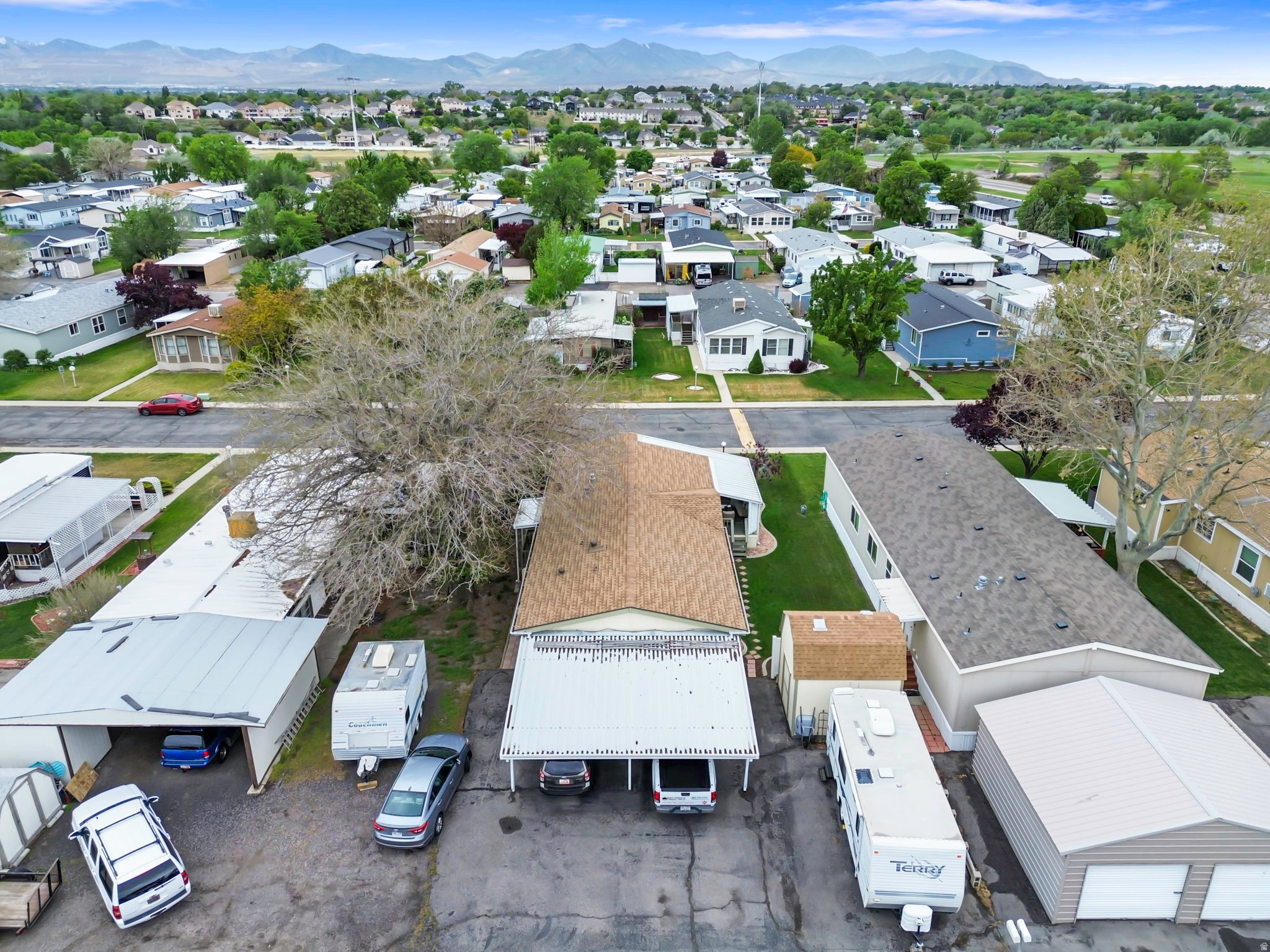 WINCHESTER ESTATES - Residential