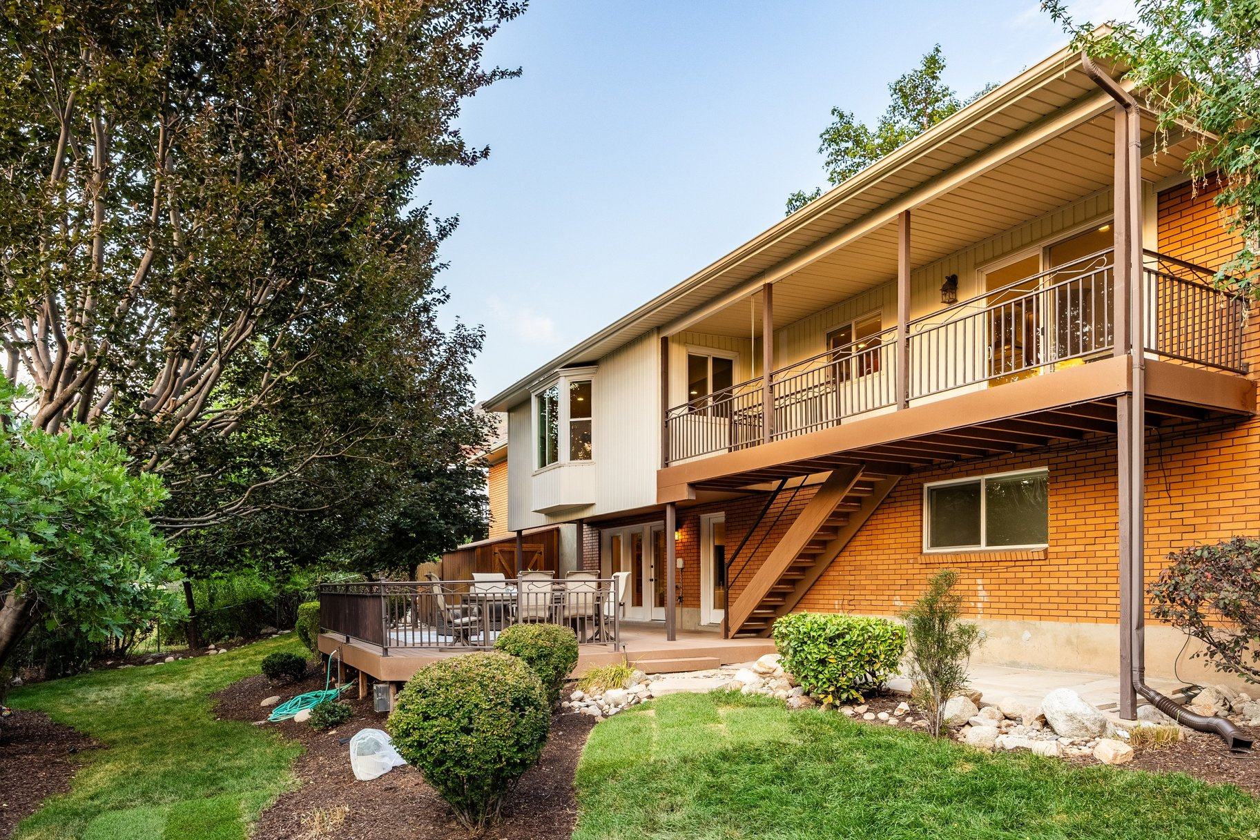 OLYMPUS COVE - Residential