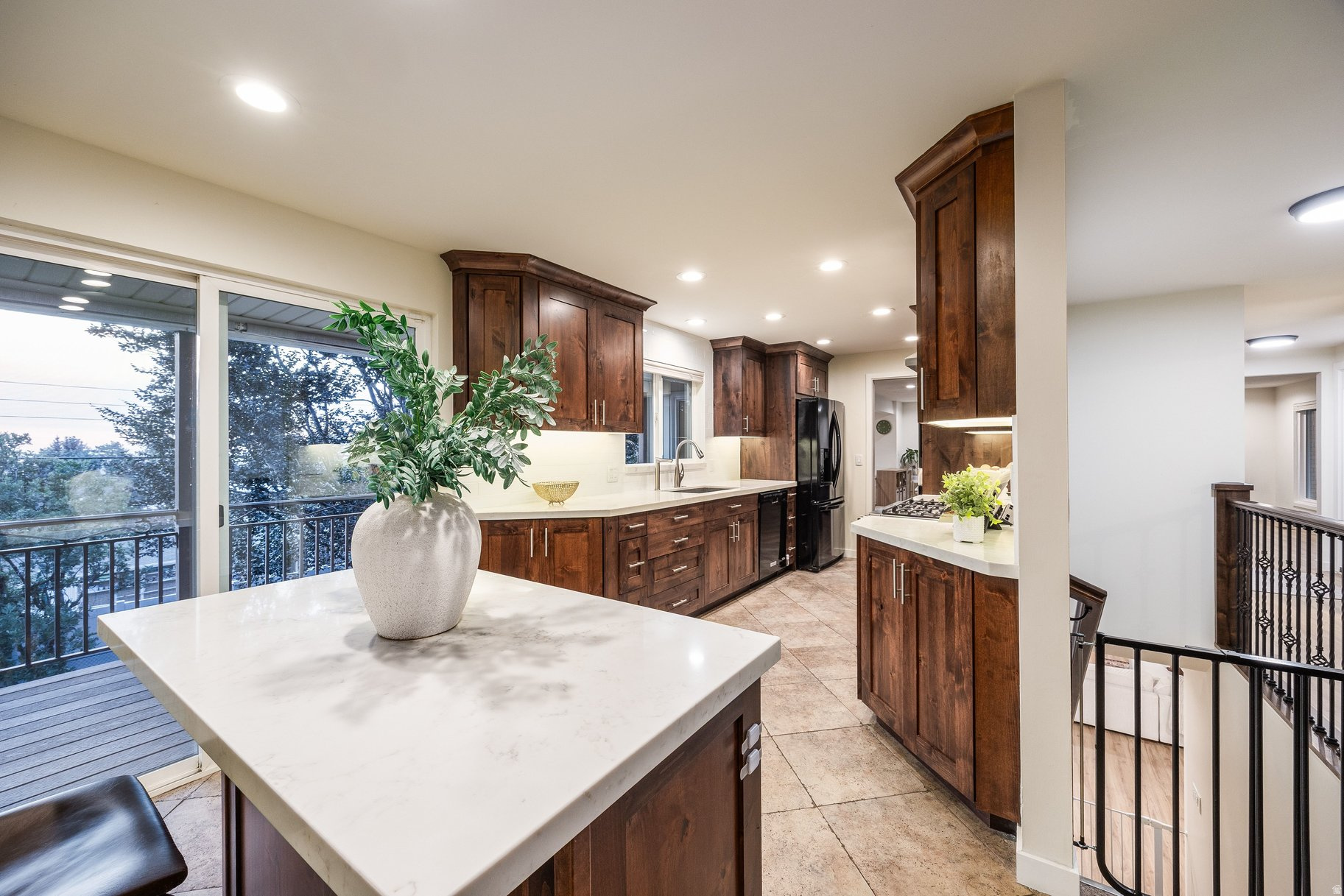 OLYMPUS COVE - Residential
