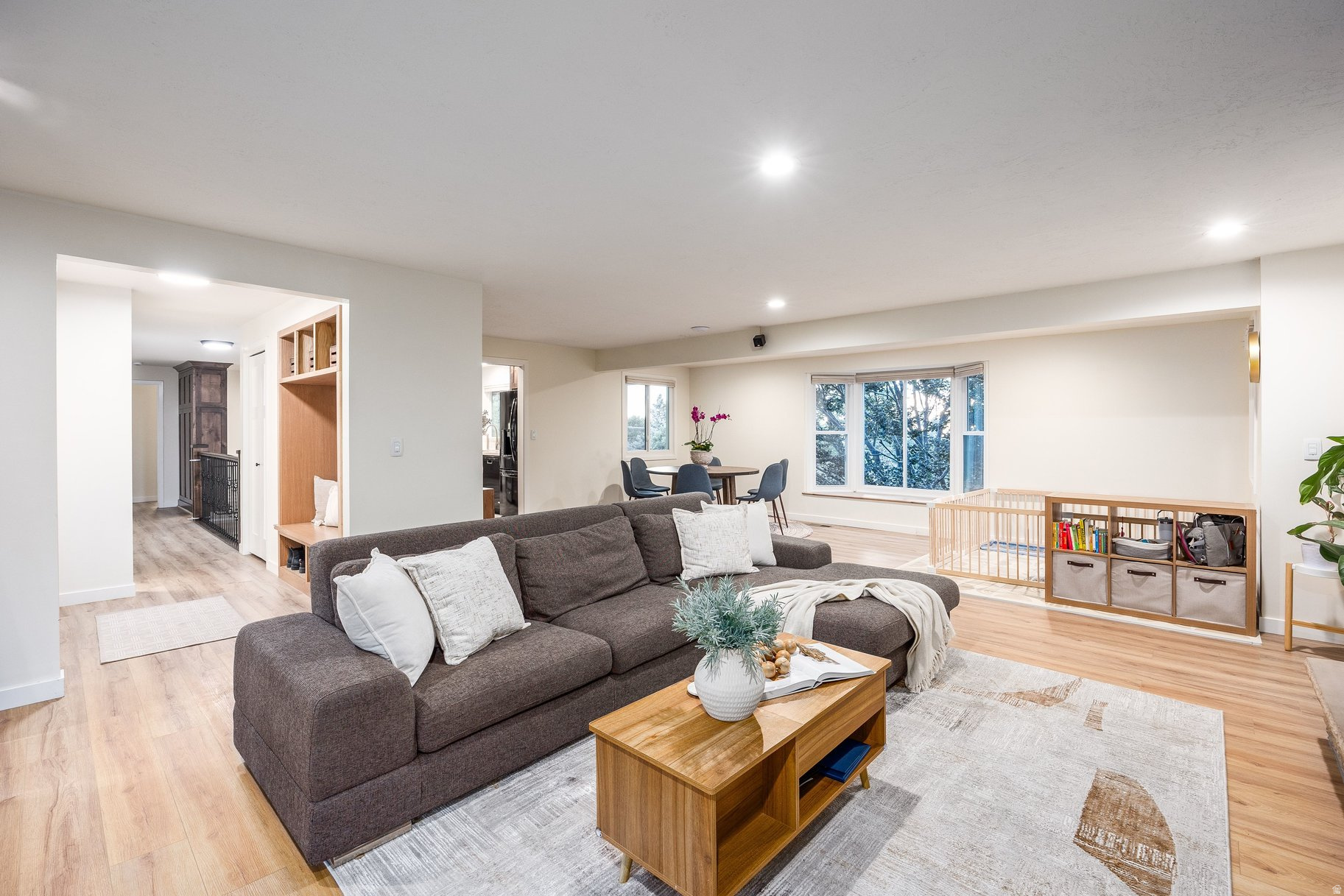OLYMPUS COVE - Residential