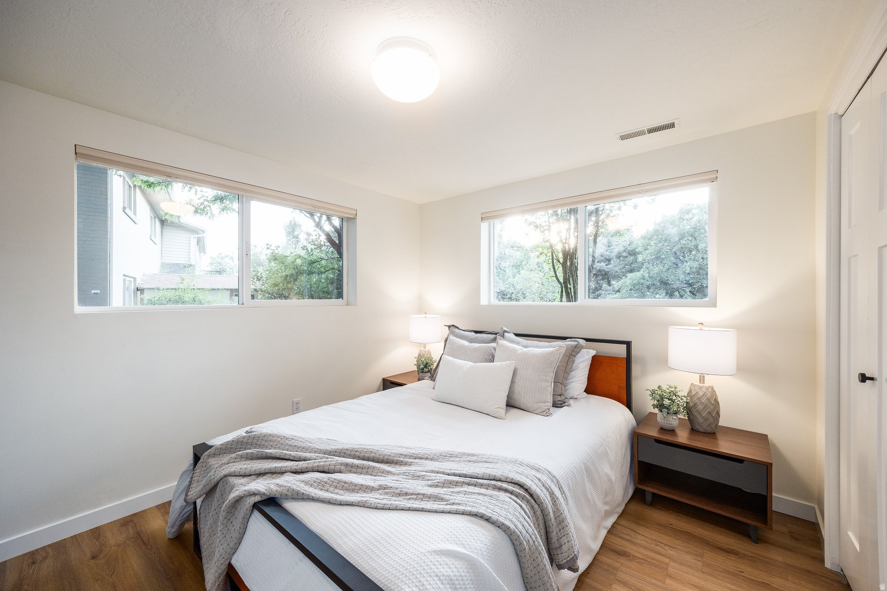 OLYMPUS COVE - Residential