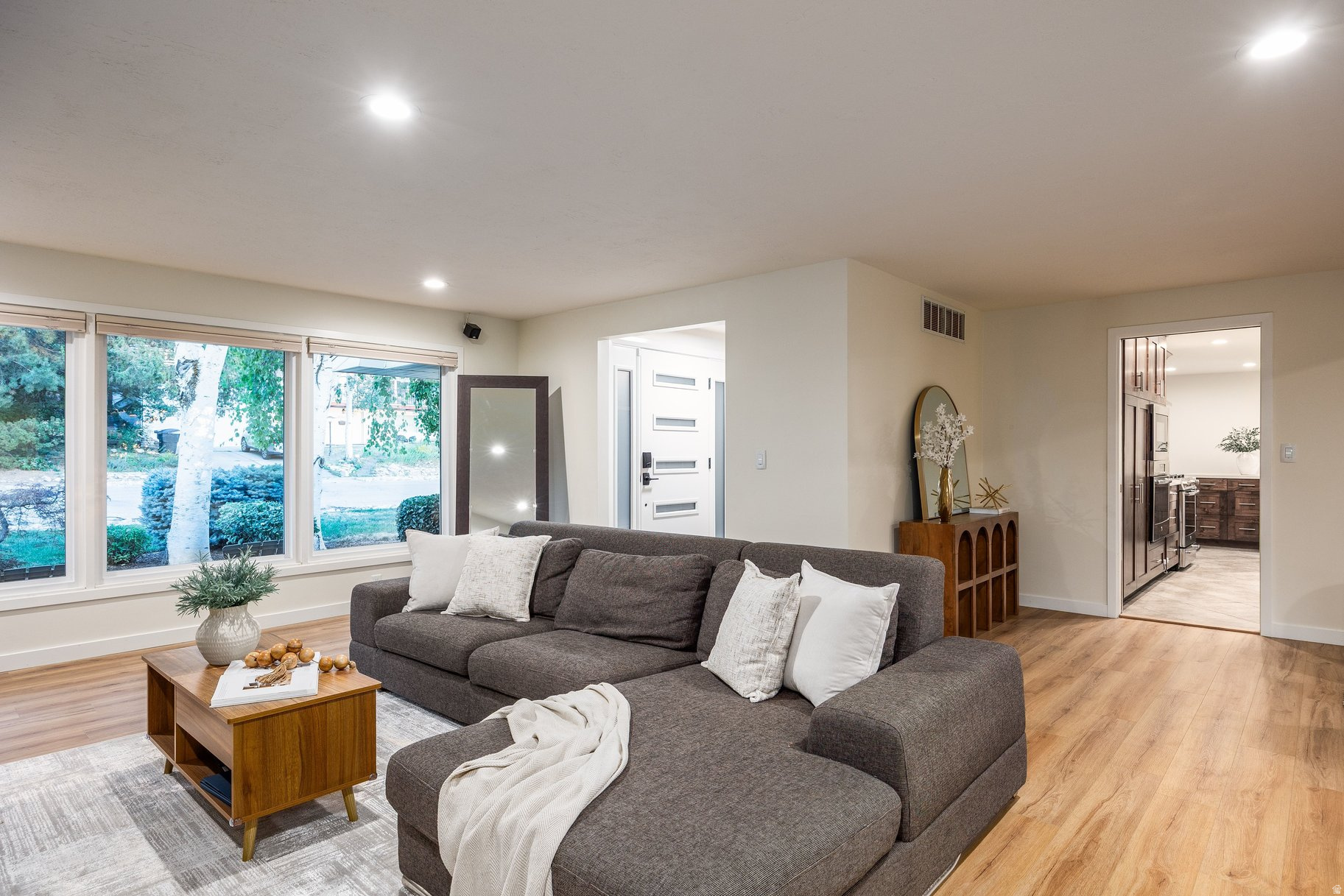 OLYMPUS COVE - Residential