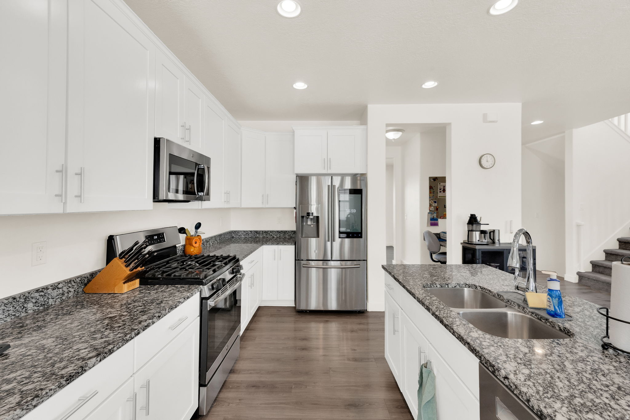 MONTEREY ESTATES - Residential