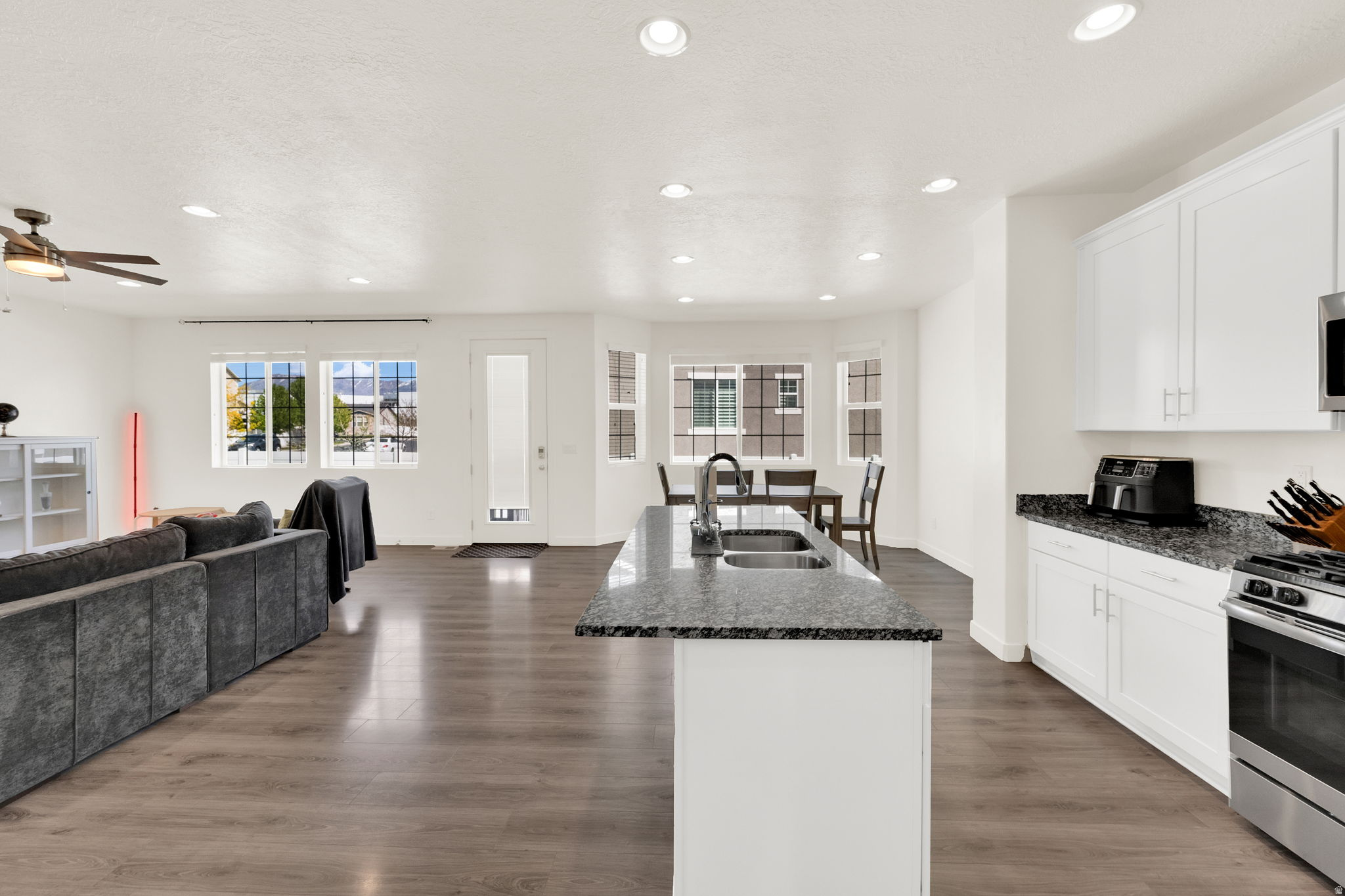 MONTEREY ESTATES - Residential
