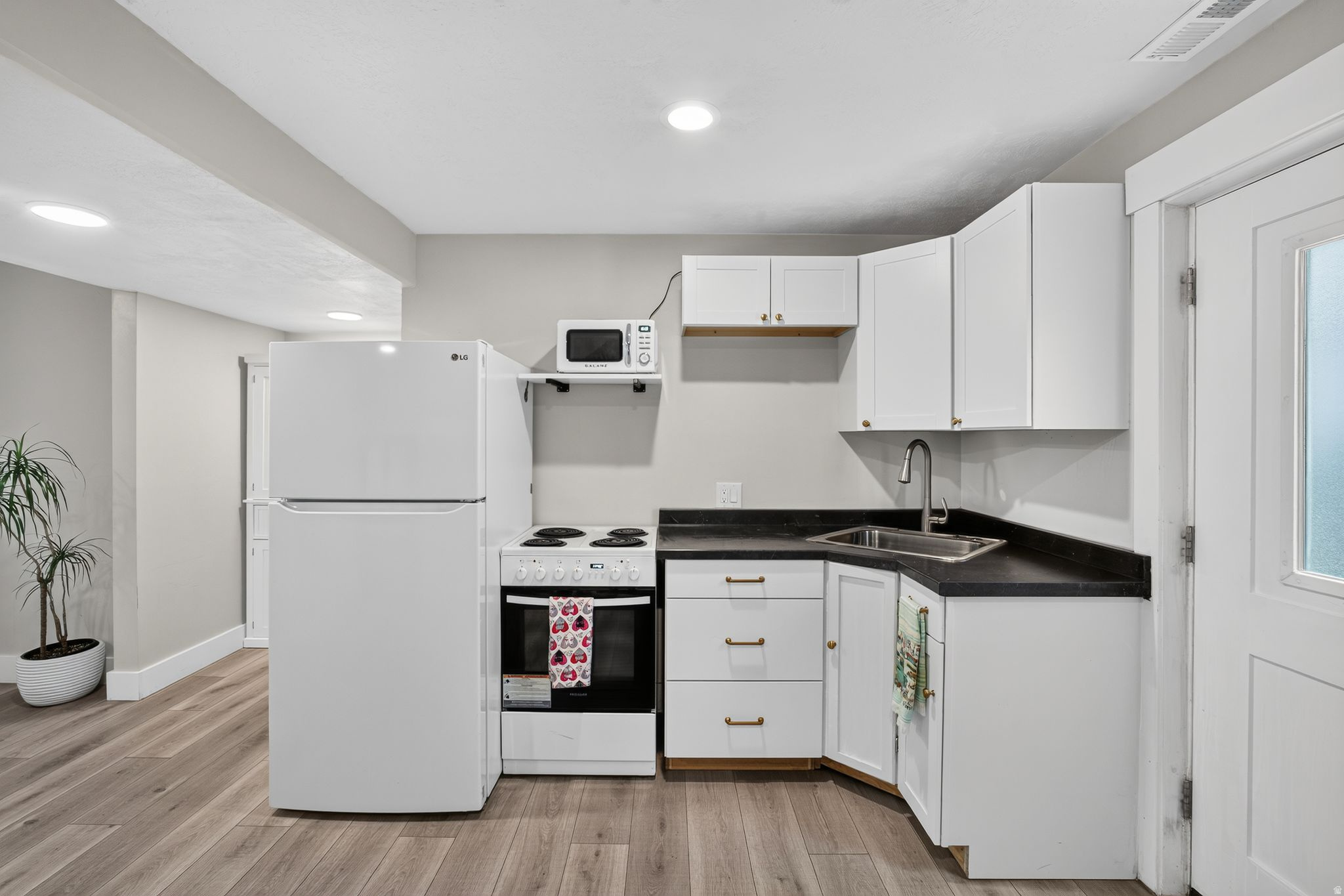 DAYBREAK VILLAGE - Residential