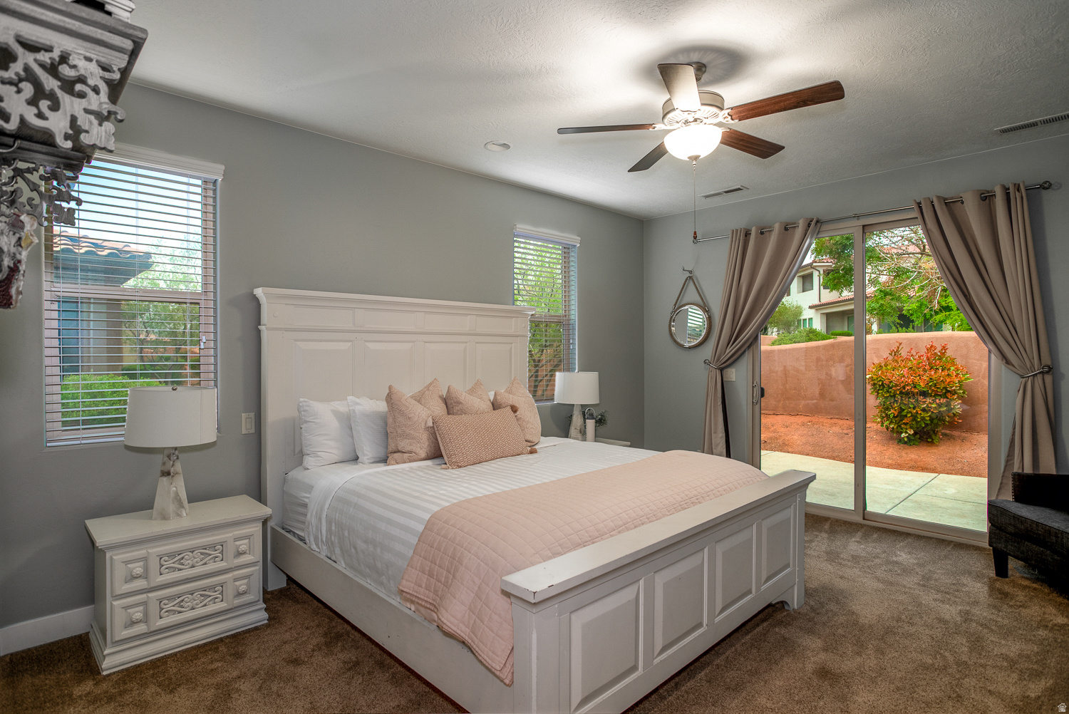 PARADISE VILLAGE - Residential