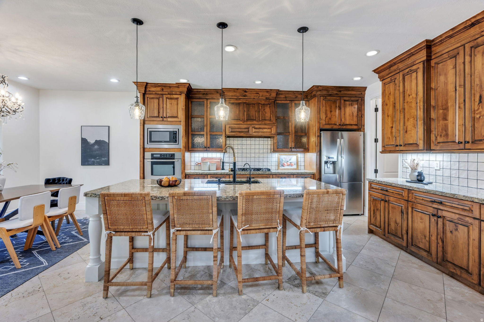EAGLE CREST - Residential