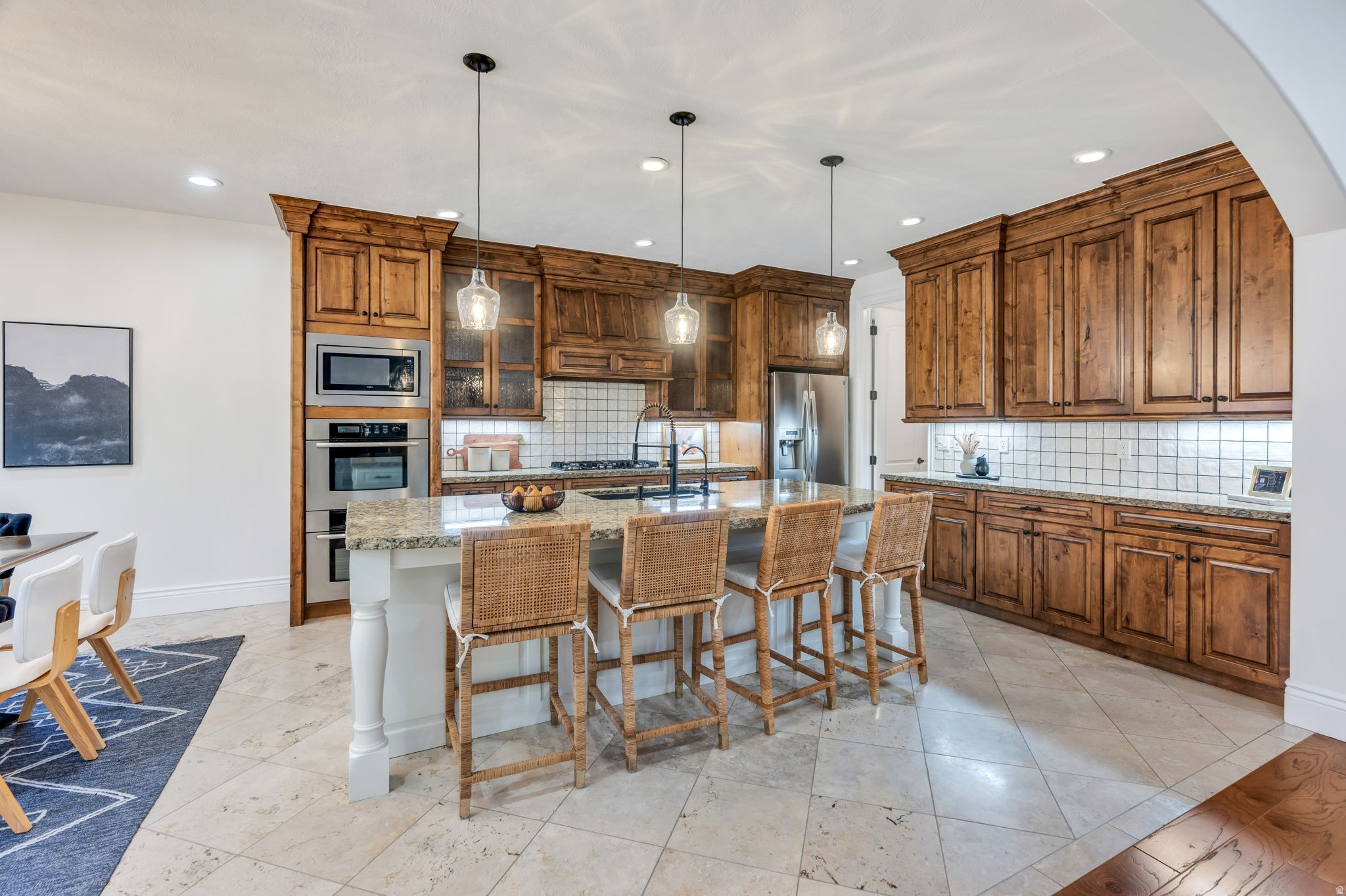 EAGLE CREST - Residential
