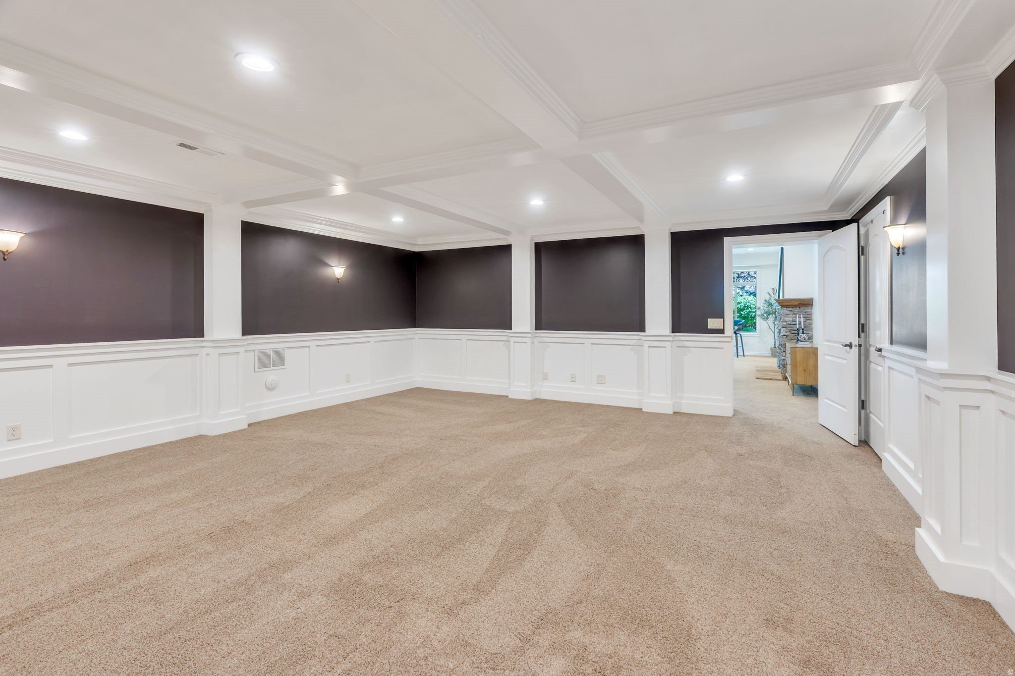 EAGLE CREST - Residential