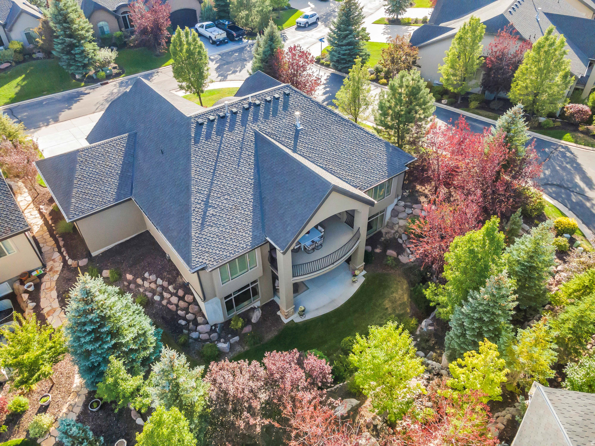 EAGLE CREST - Residential