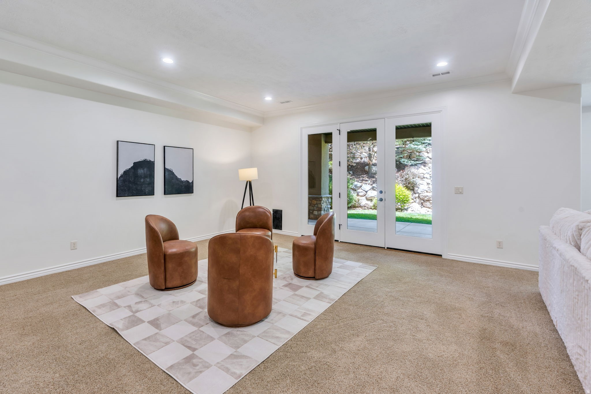 EAGLE CREST - Residential