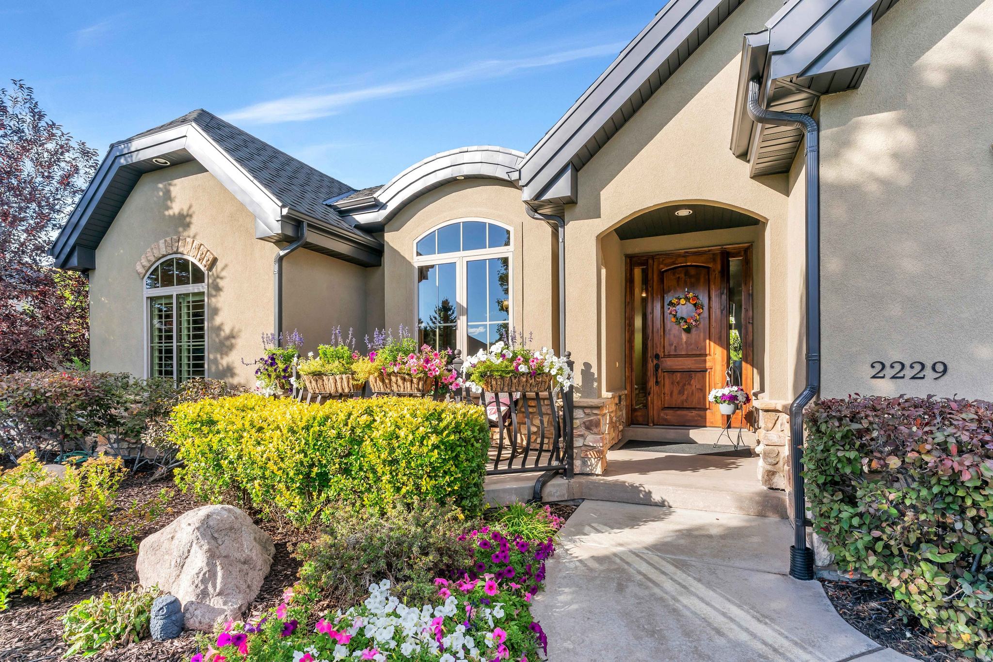 EAGLE CREST - Residential
