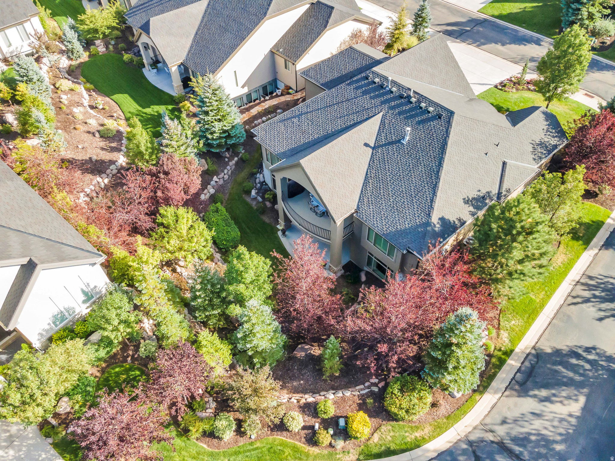 EAGLE CREST - Residential