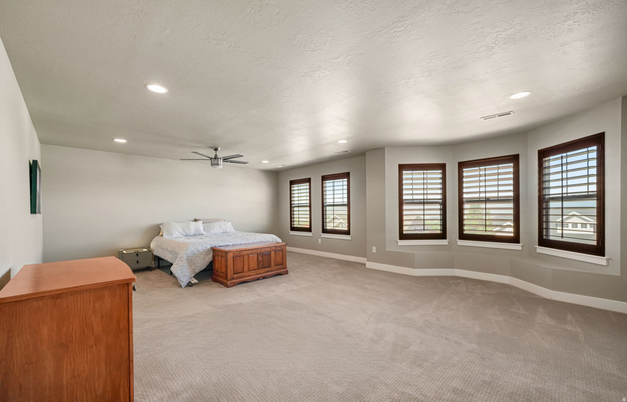 WALKER - Residential
