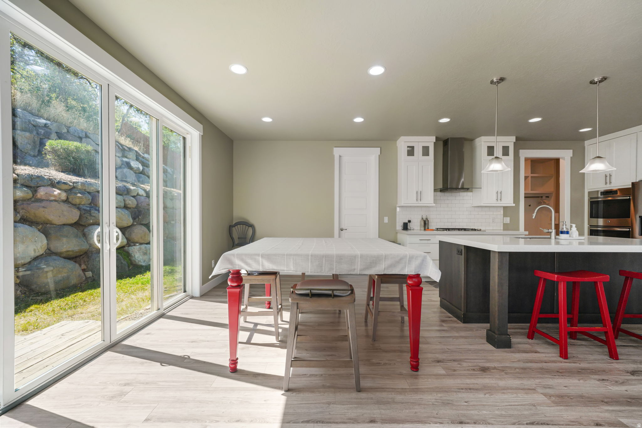 WALKER - Residential