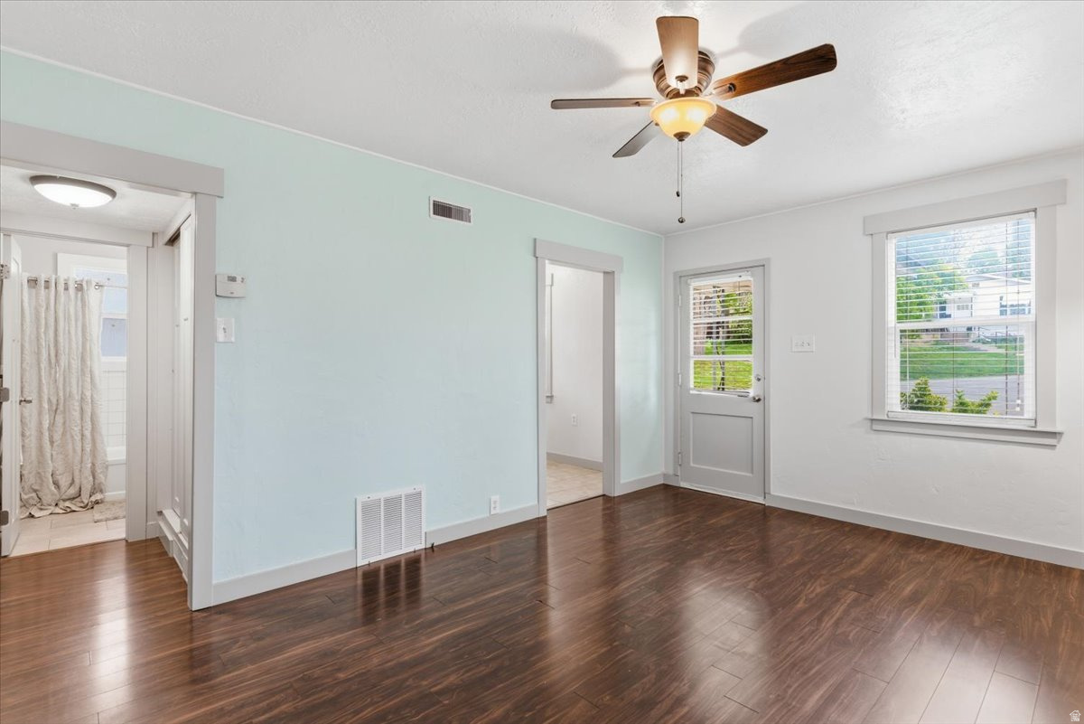 GRANDVIEW ACRES - Residential