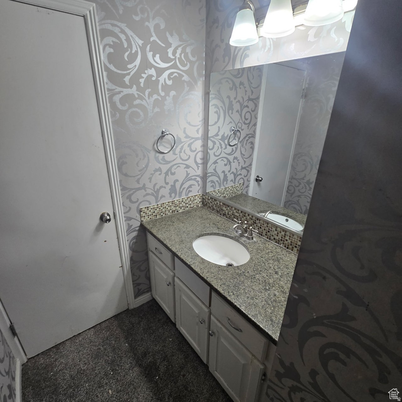 HOBBLE CREEK CONDOS - Residential Lease