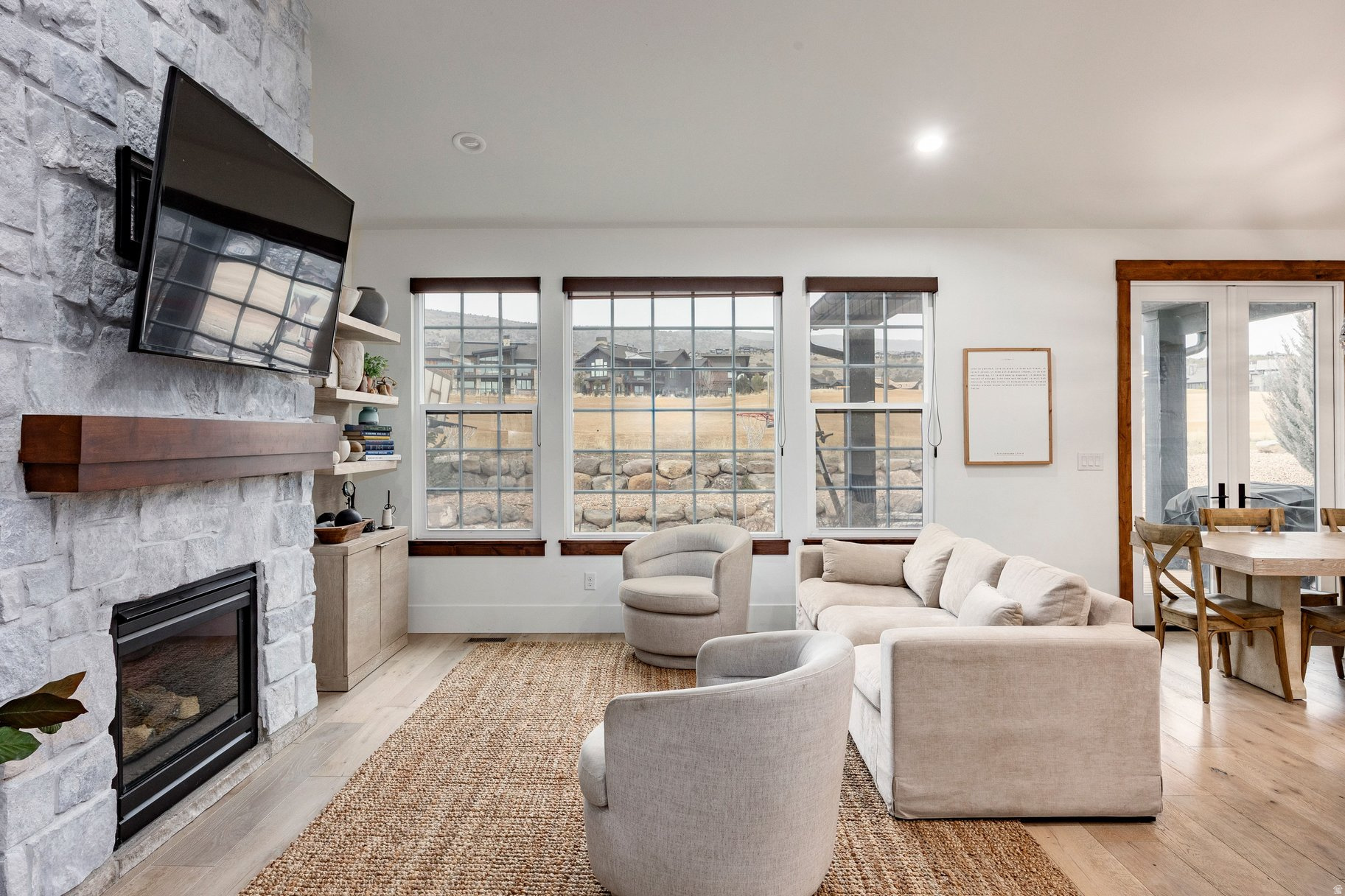 RED LEDGES - Residential