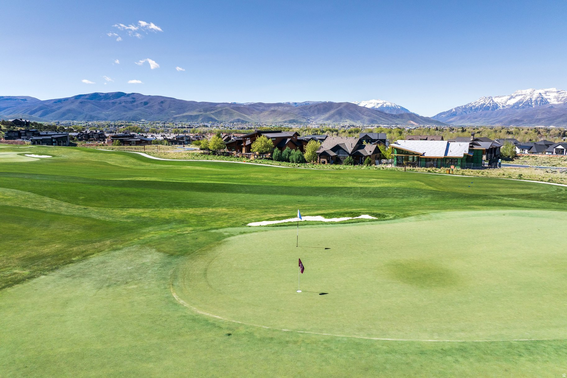 RED LEDGES - Residential