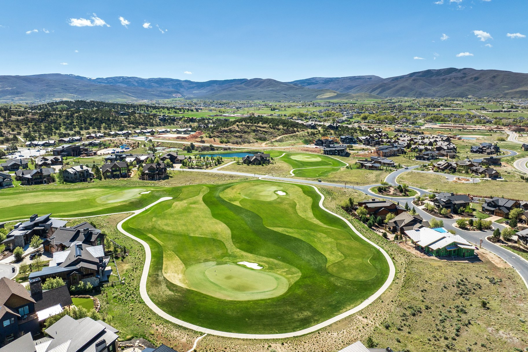 RED LEDGES - Residential