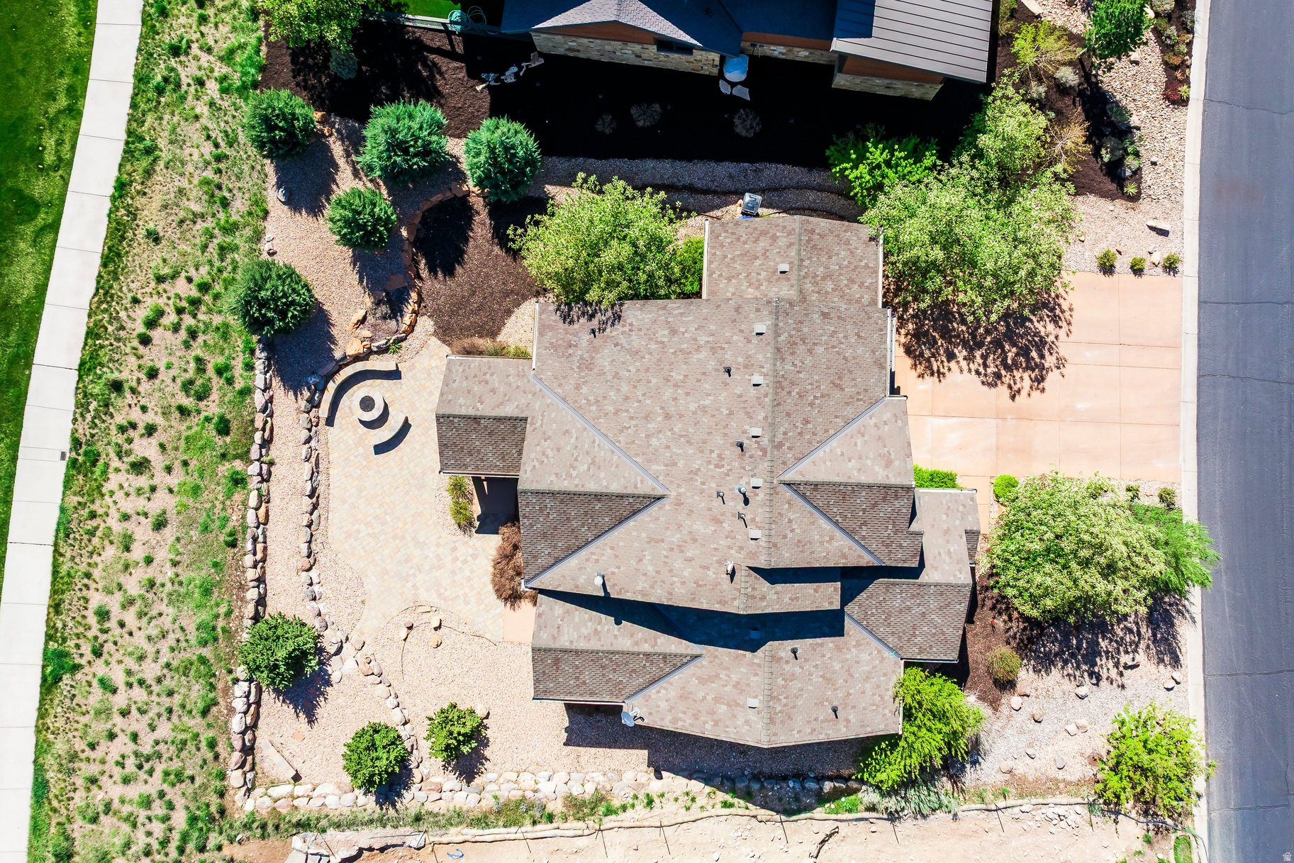RED LEDGES - Residential