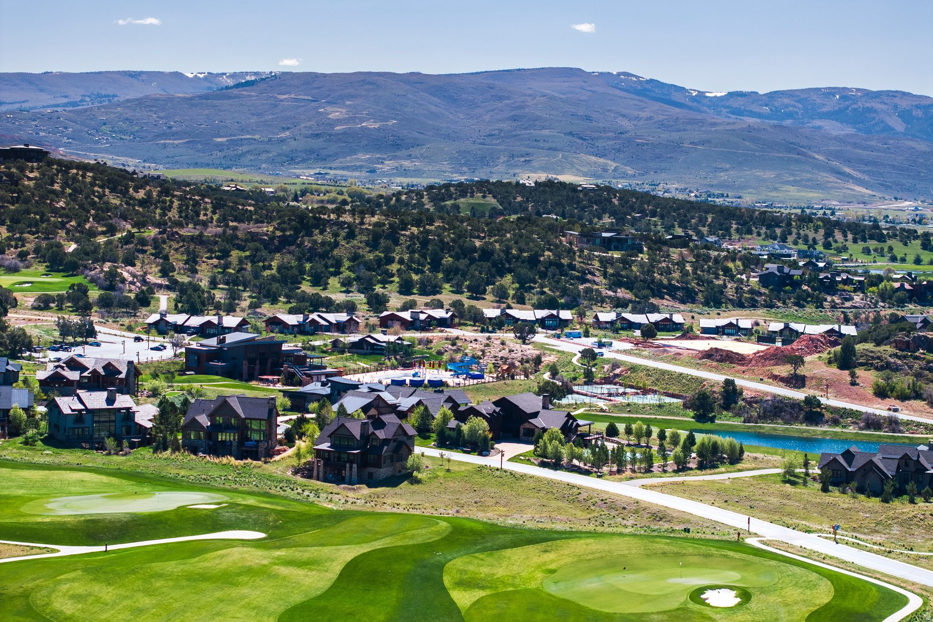 RED LEDGES - Residential
