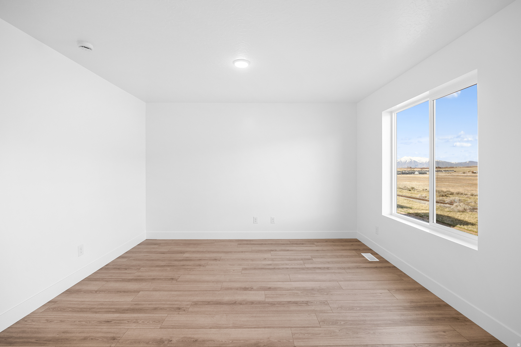 SUMMIT RIDGE THE HILLS - Residential