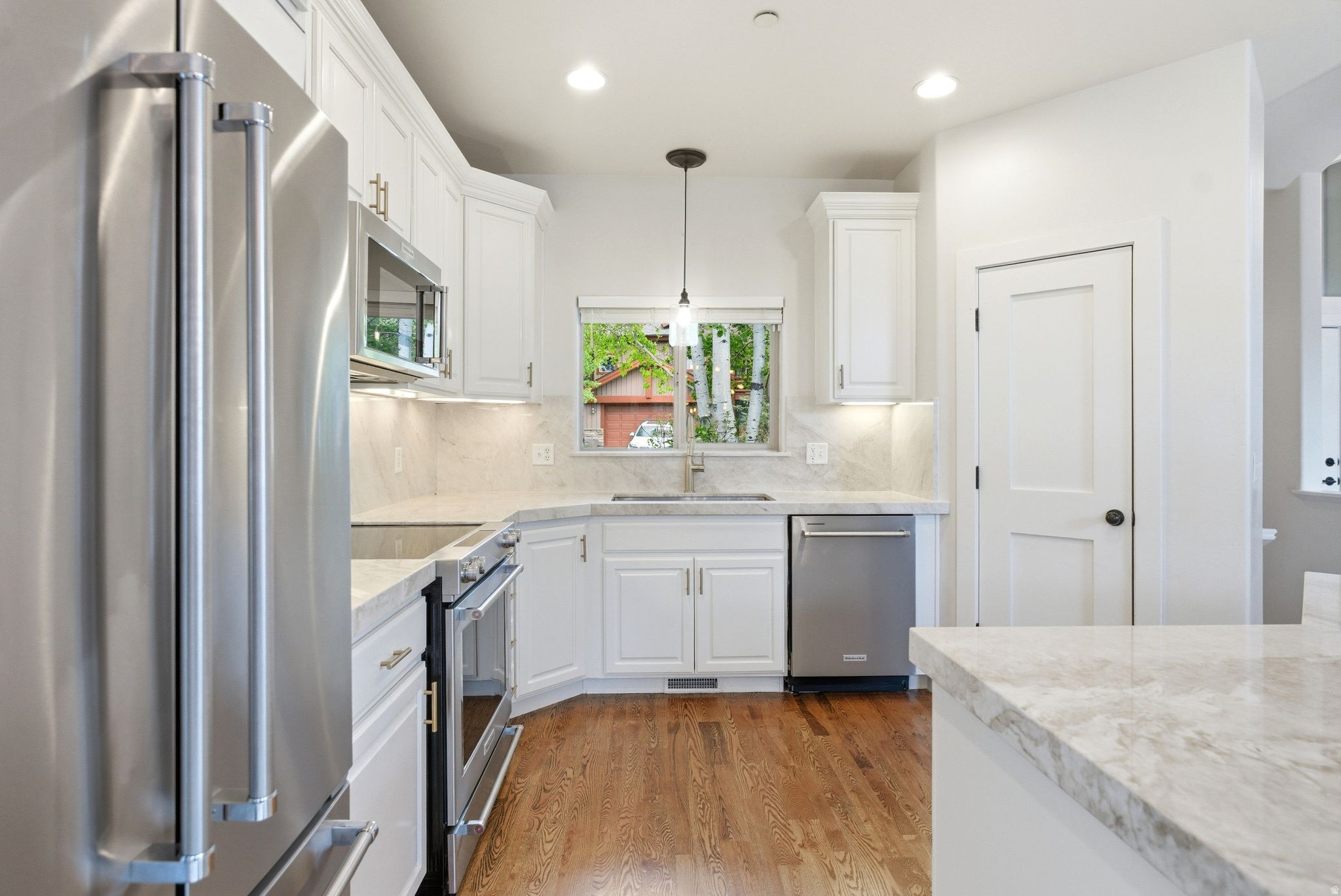 CEDAR RIDGE AT QUARRY JUNCTION SUB - Residential